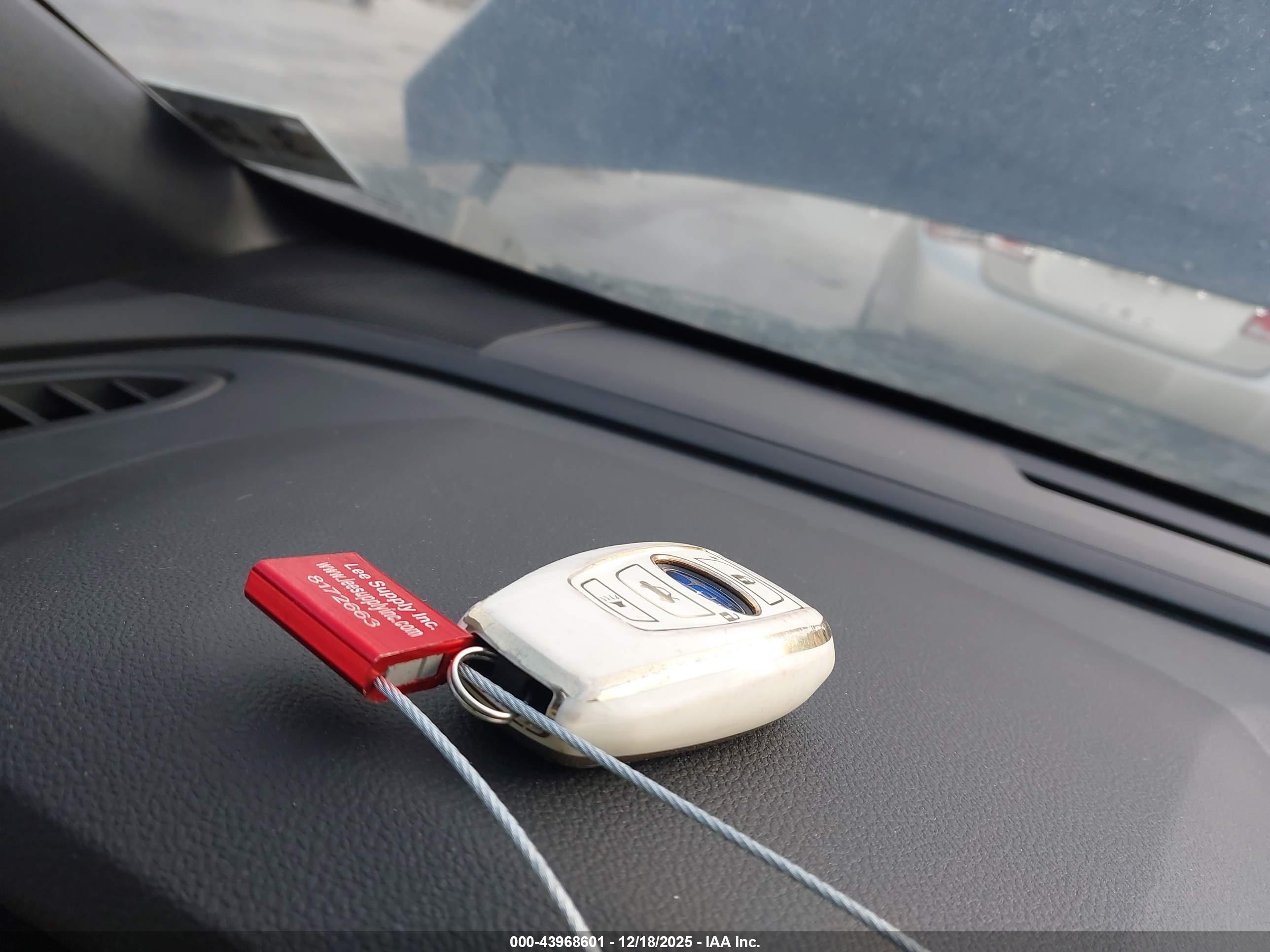SUBARU CROSSTREK image 11