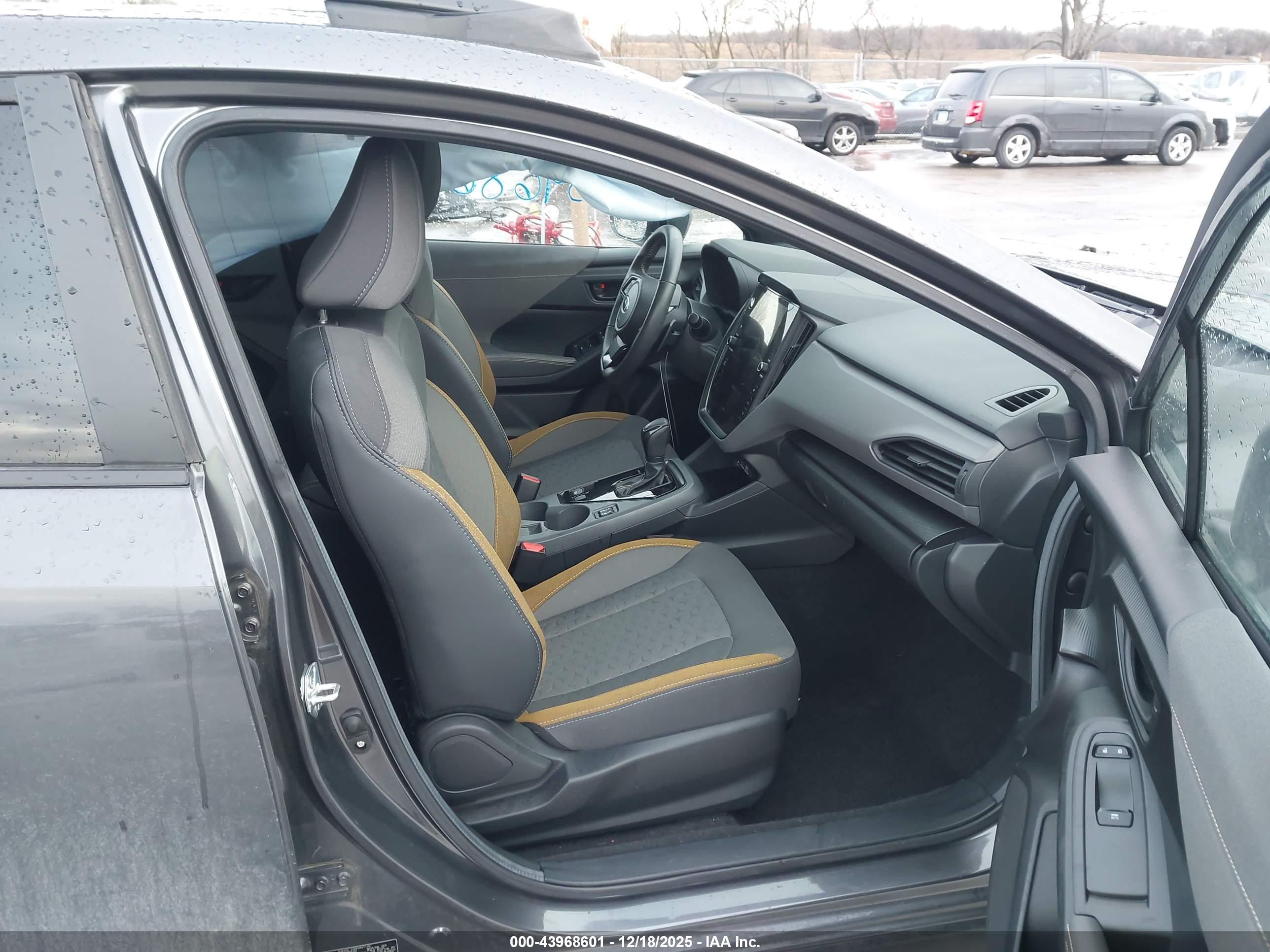 SUBARU CROSSTREK image 5
