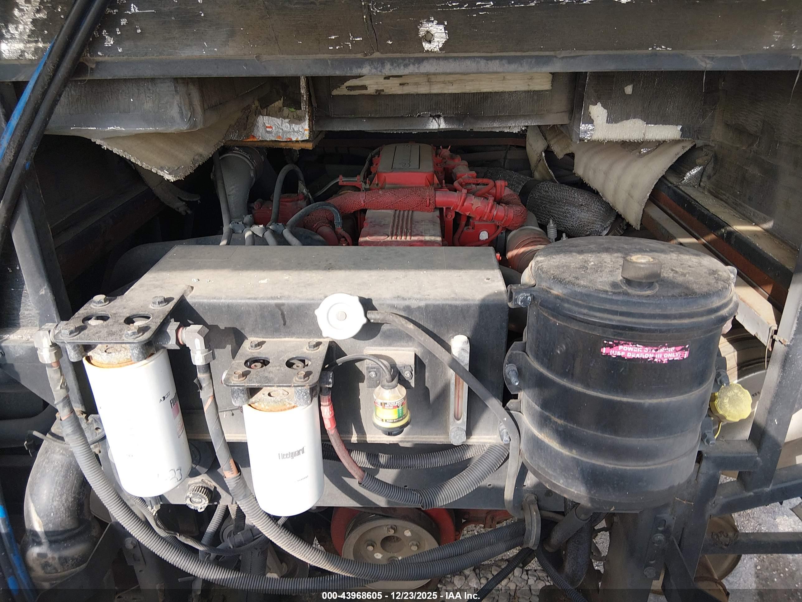 TIFFIN MOTORHOMES image 10