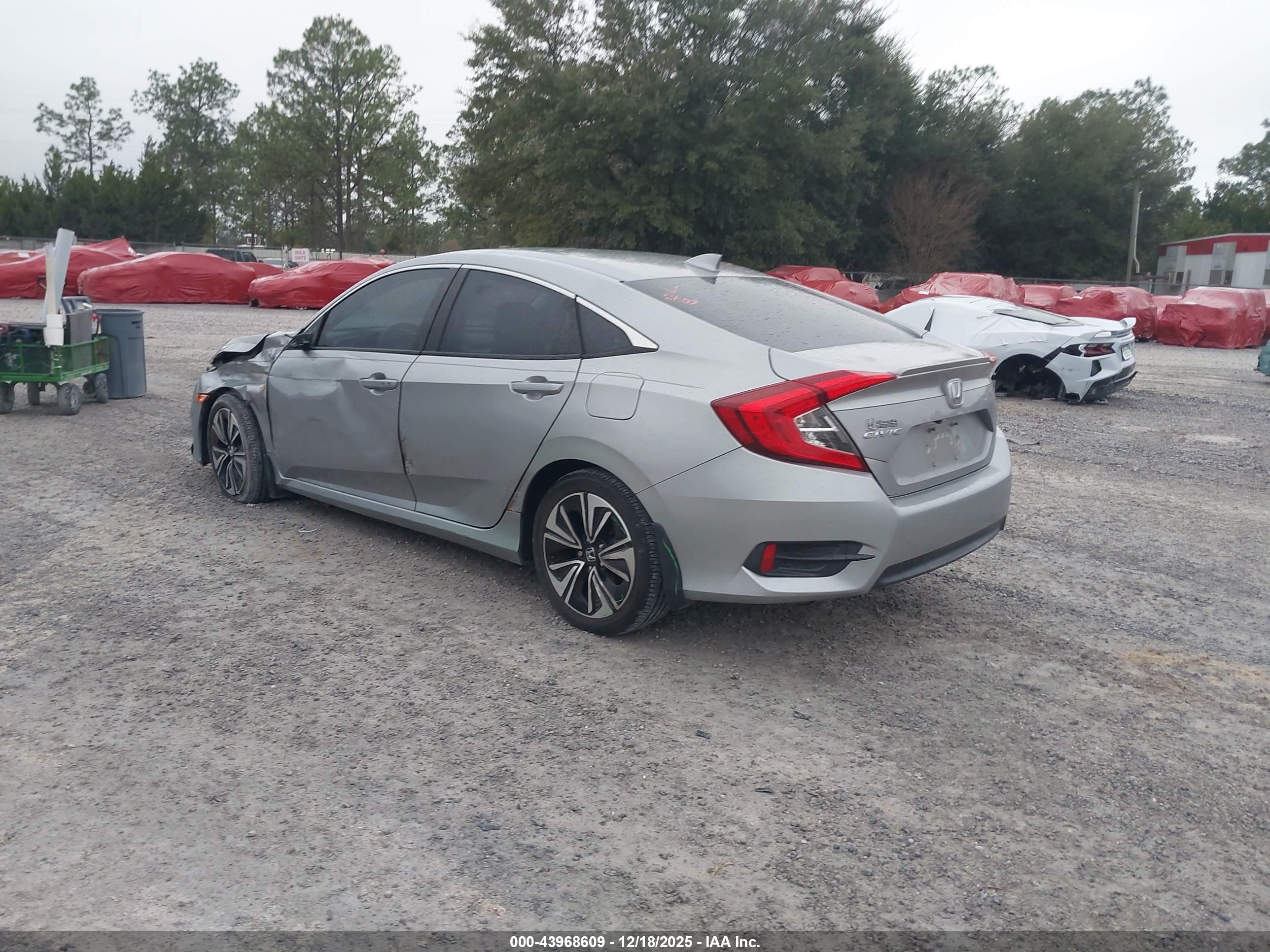 HONDA CIVIC image 3