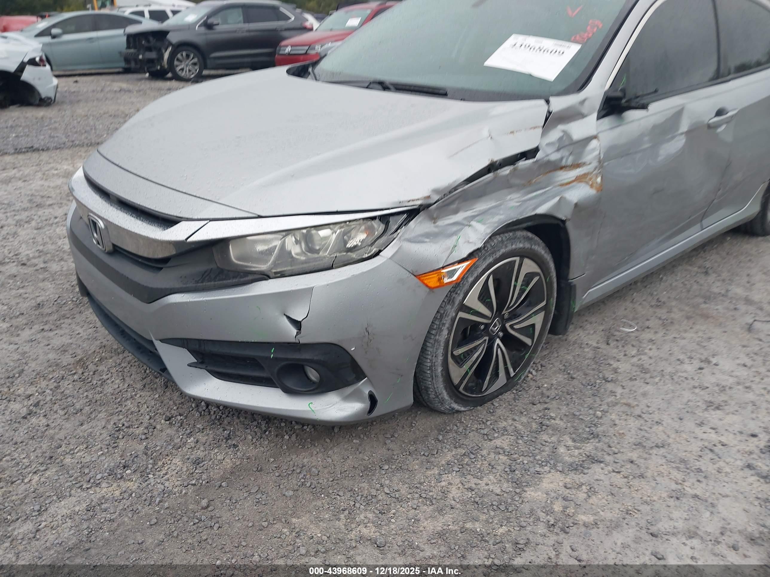 HONDA CIVIC image 6