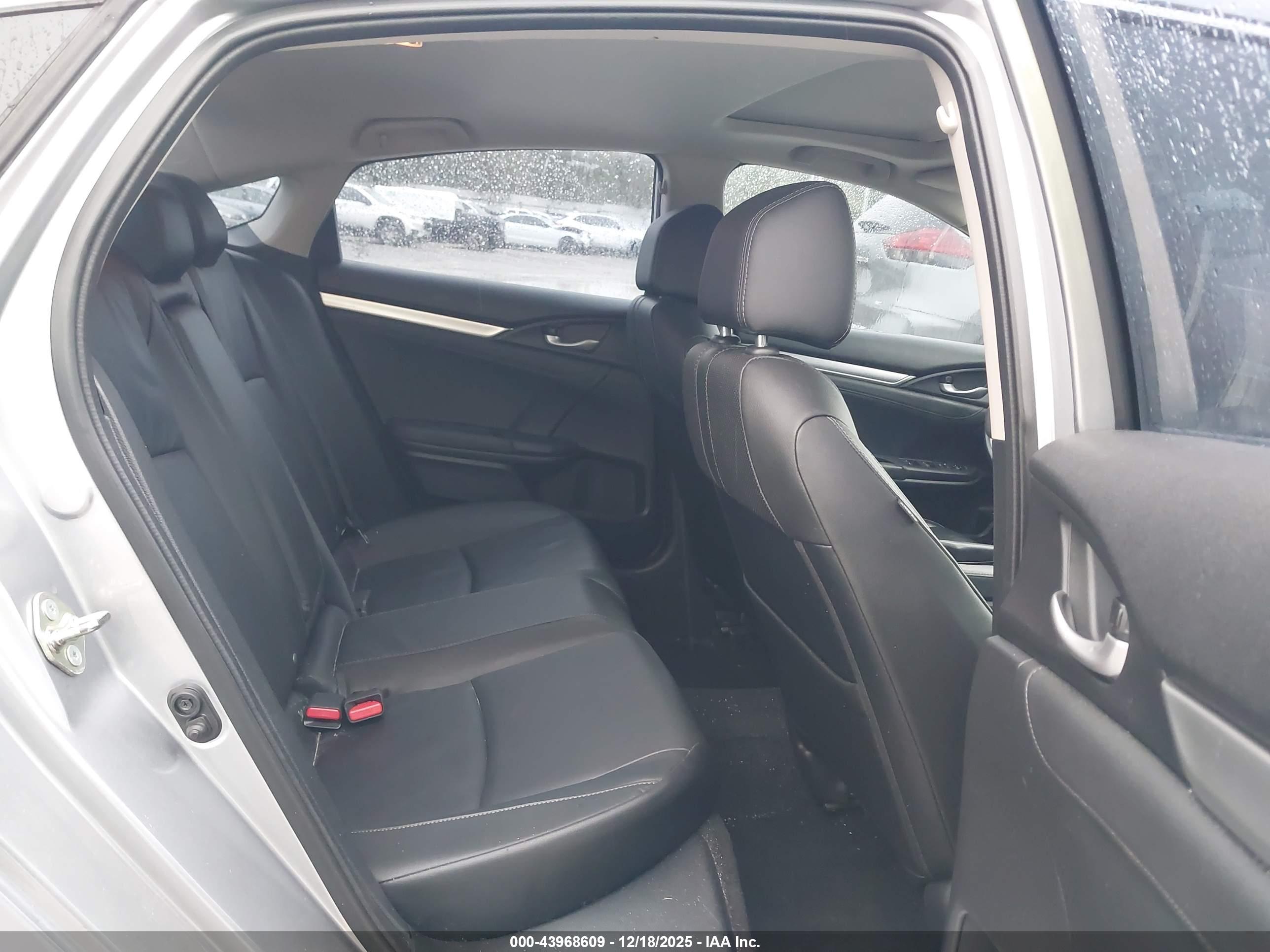 HONDA CIVIC image 8