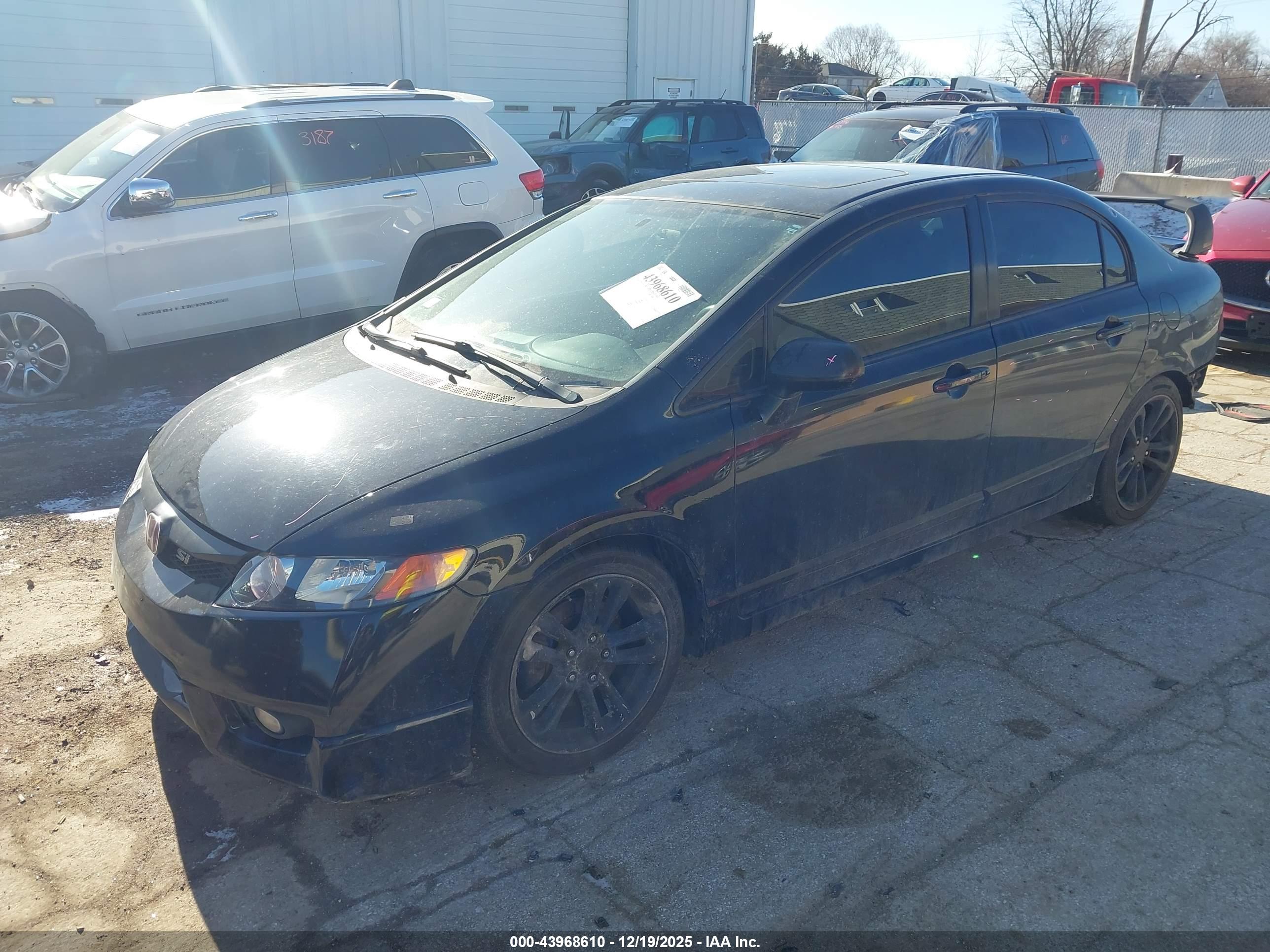 HONDA CIVIC image 2