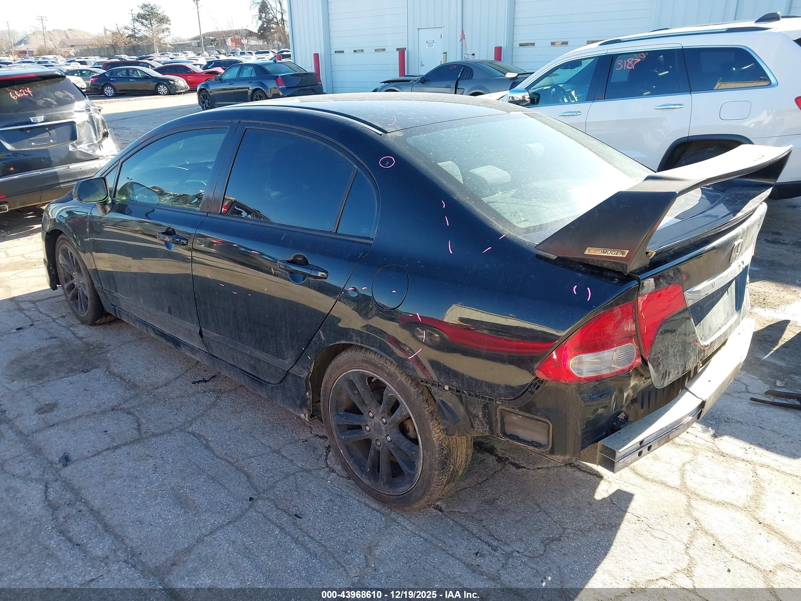 HONDA CIVIC image 3