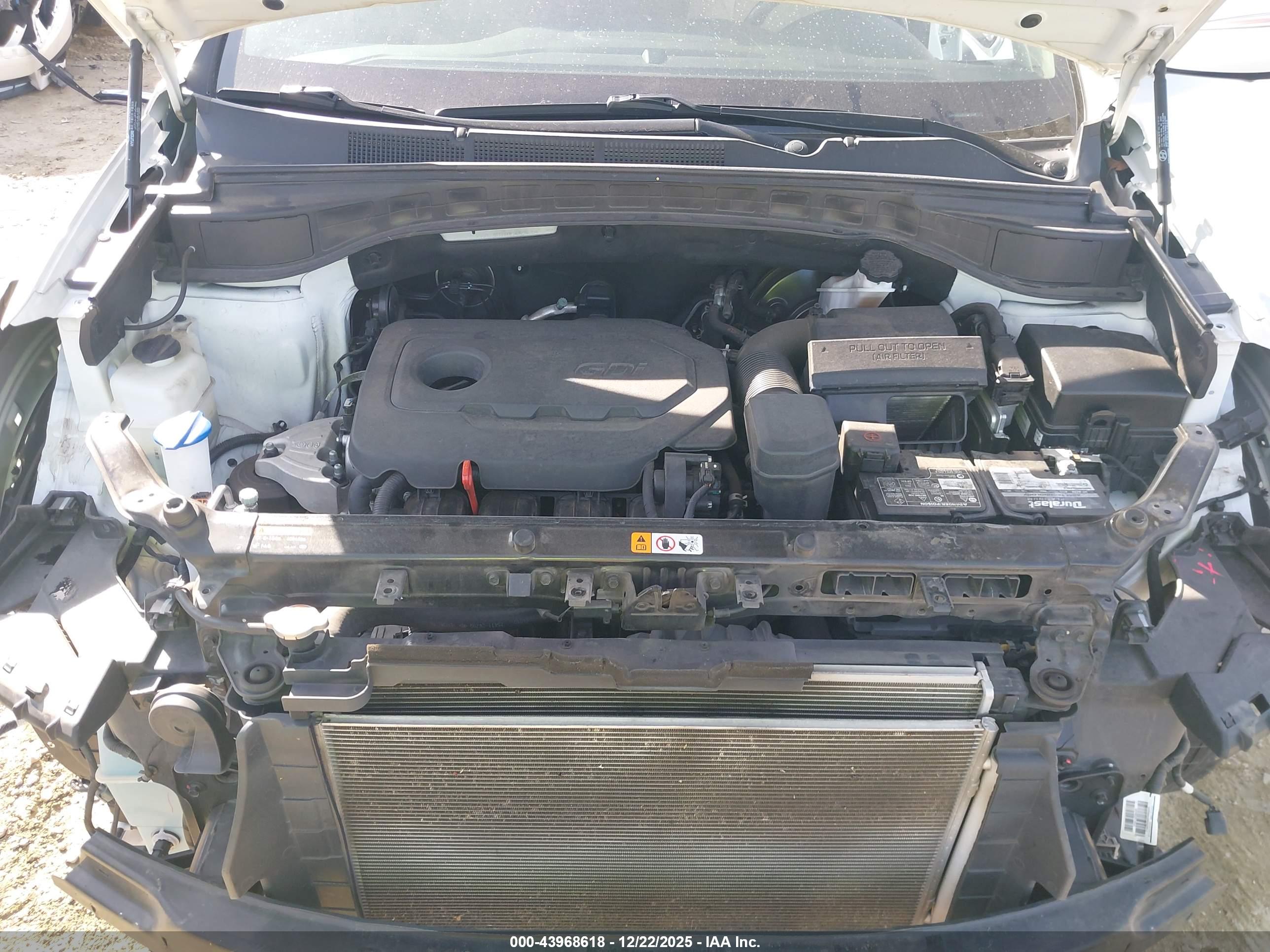 HYUNDAI SANTA image 10