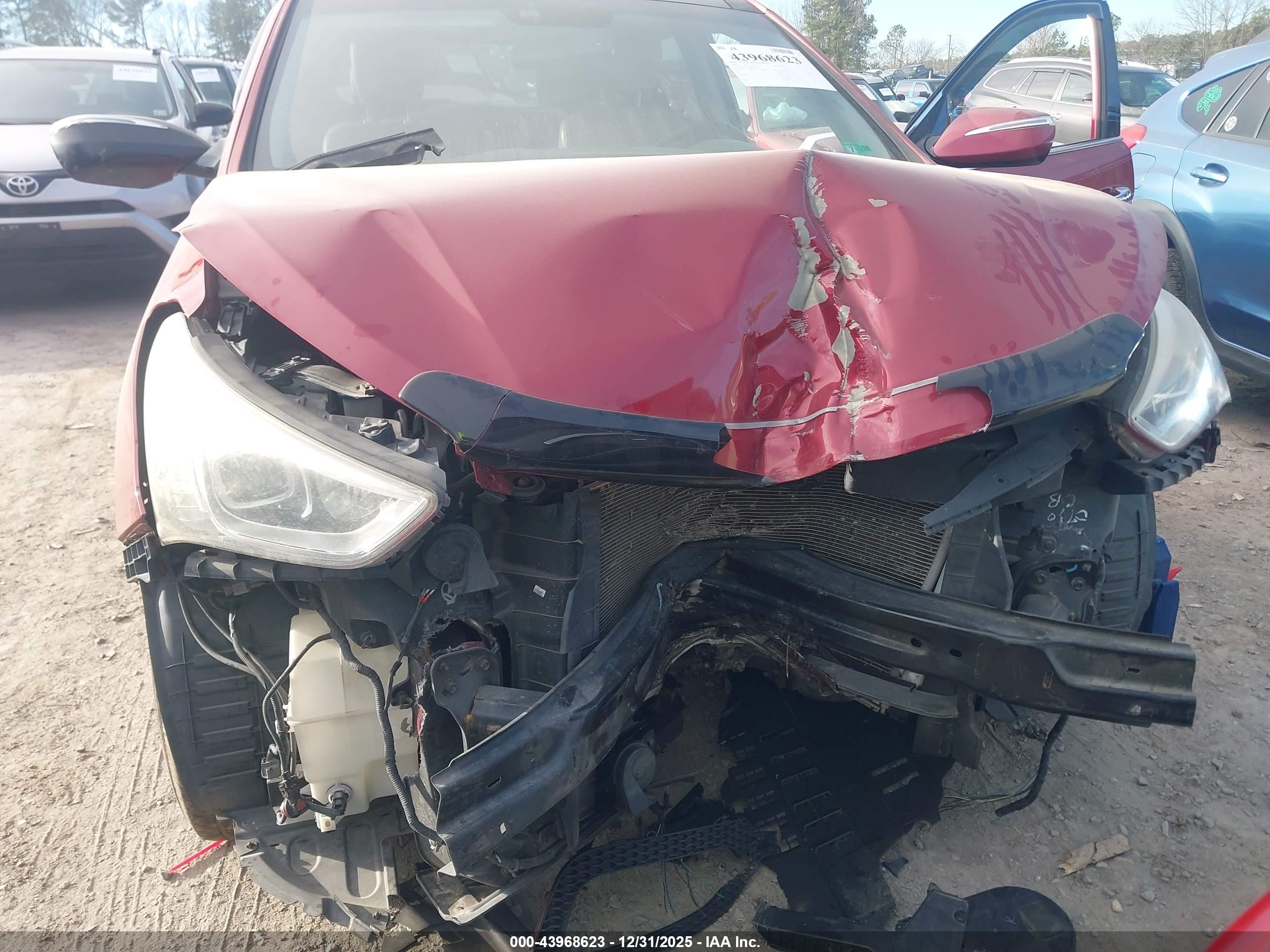 HYUNDAI SANTA image 6