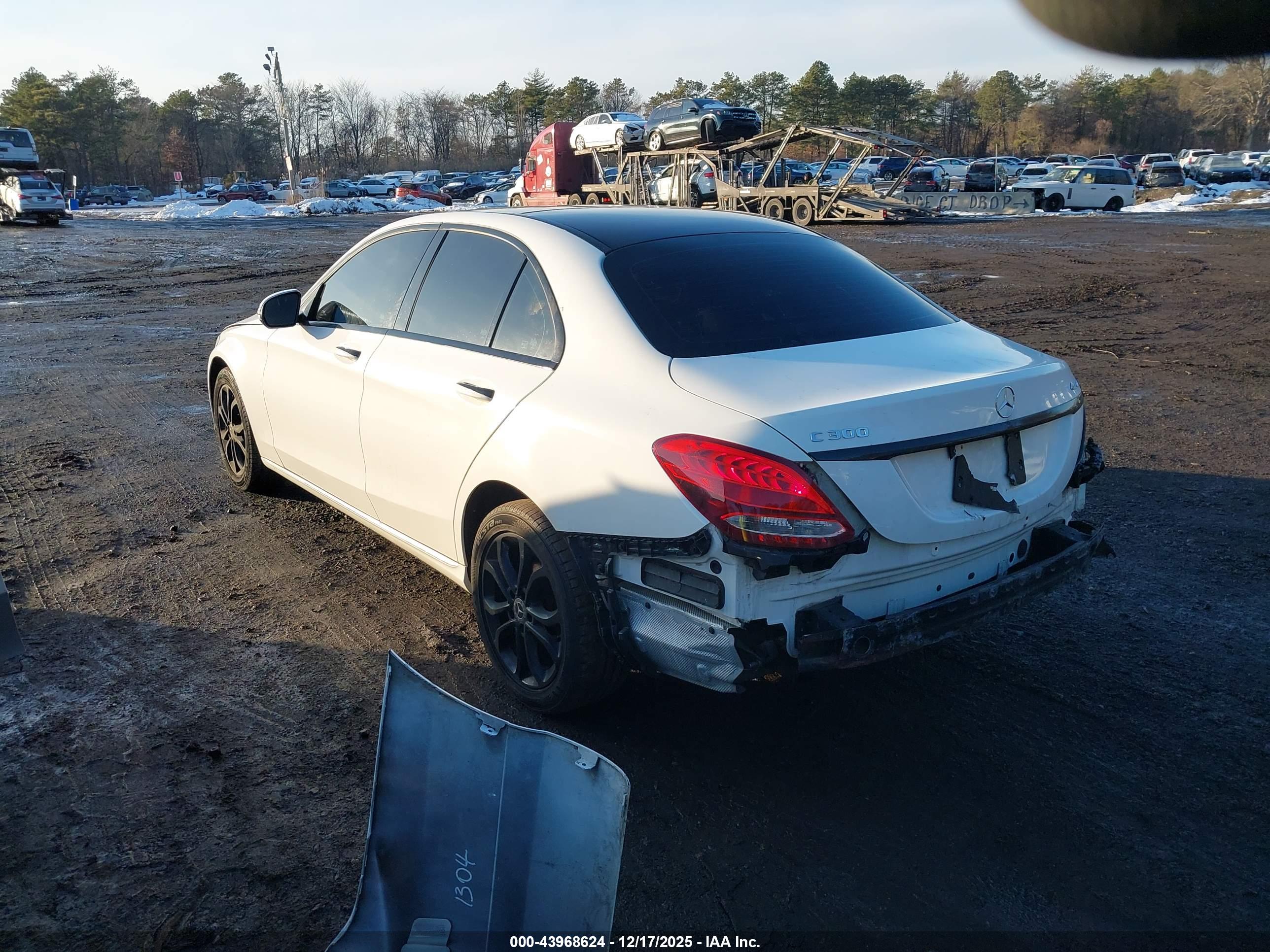 MERCEDES-BENZ C image 3