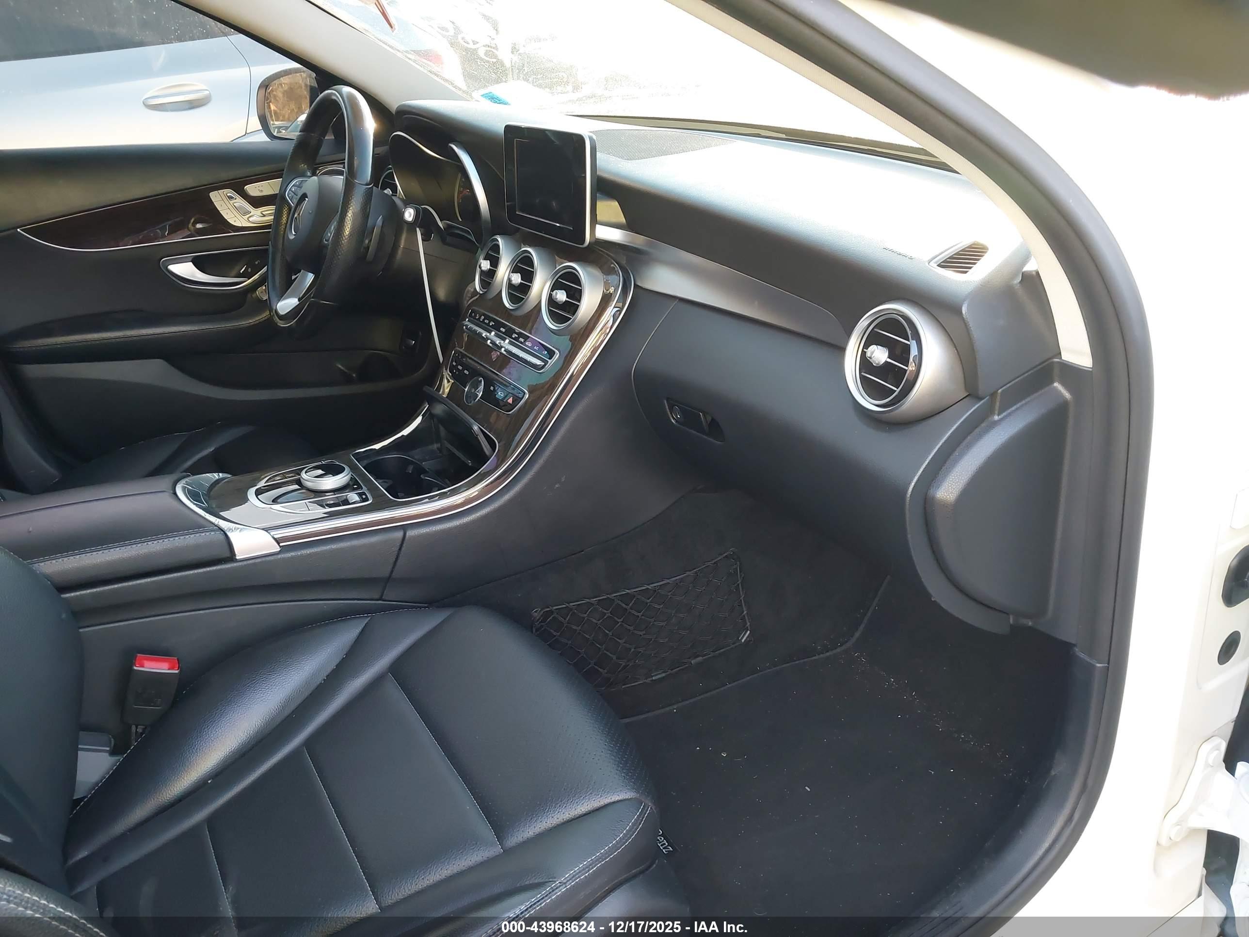 MERCEDES-BENZ C image 5