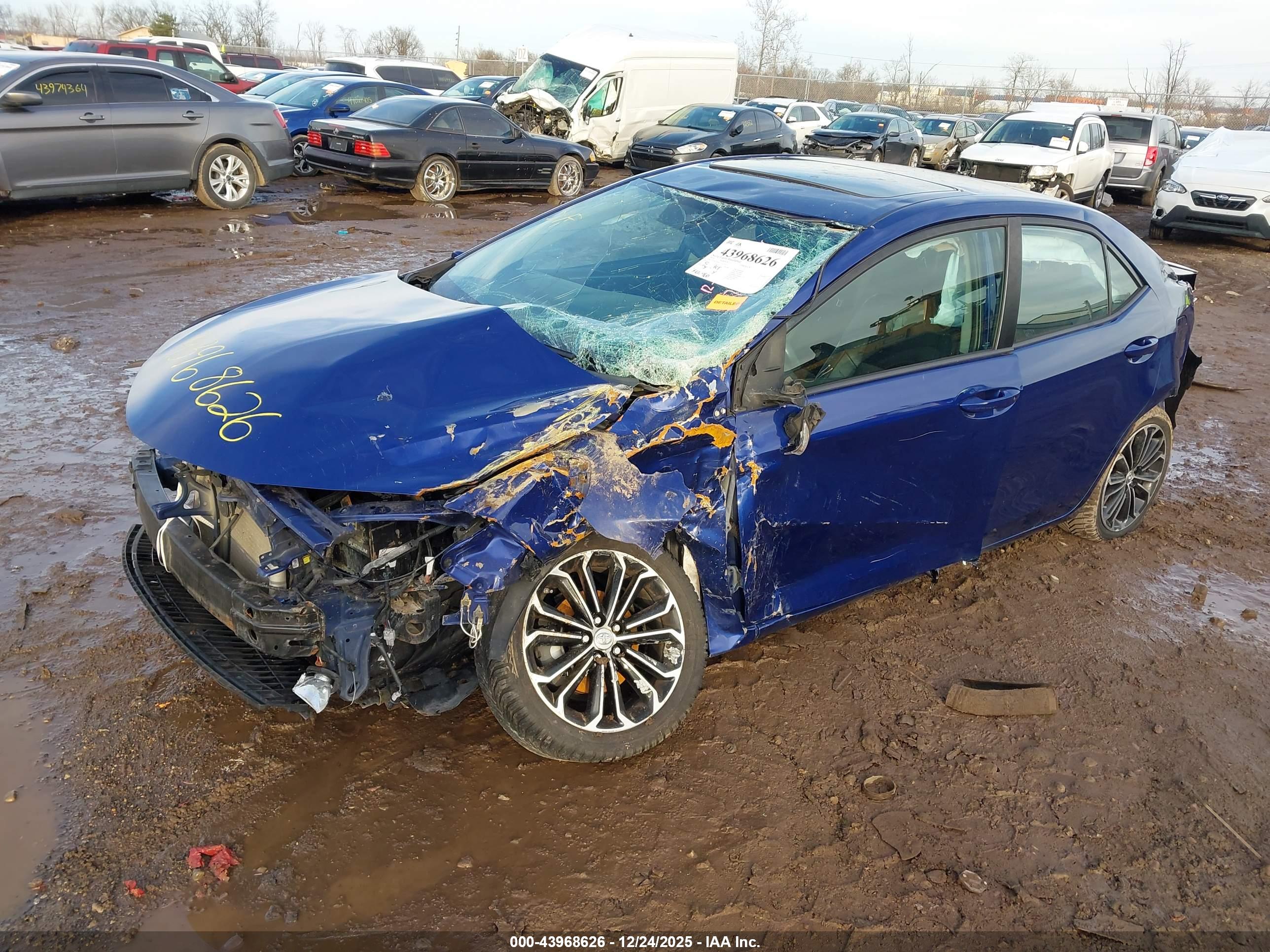 TOYOTA COROLLA image 2