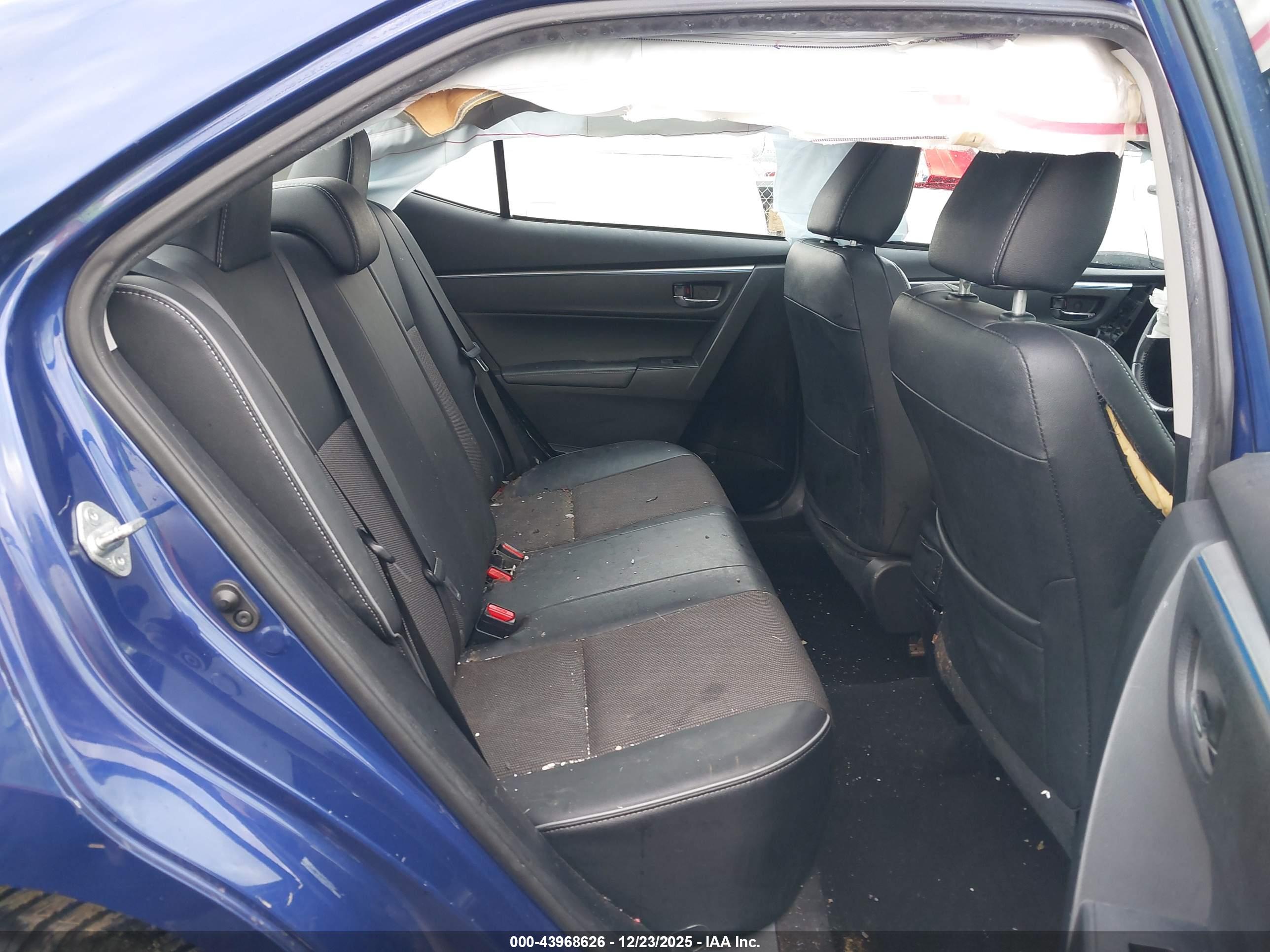TOYOTA COROLLA image 8