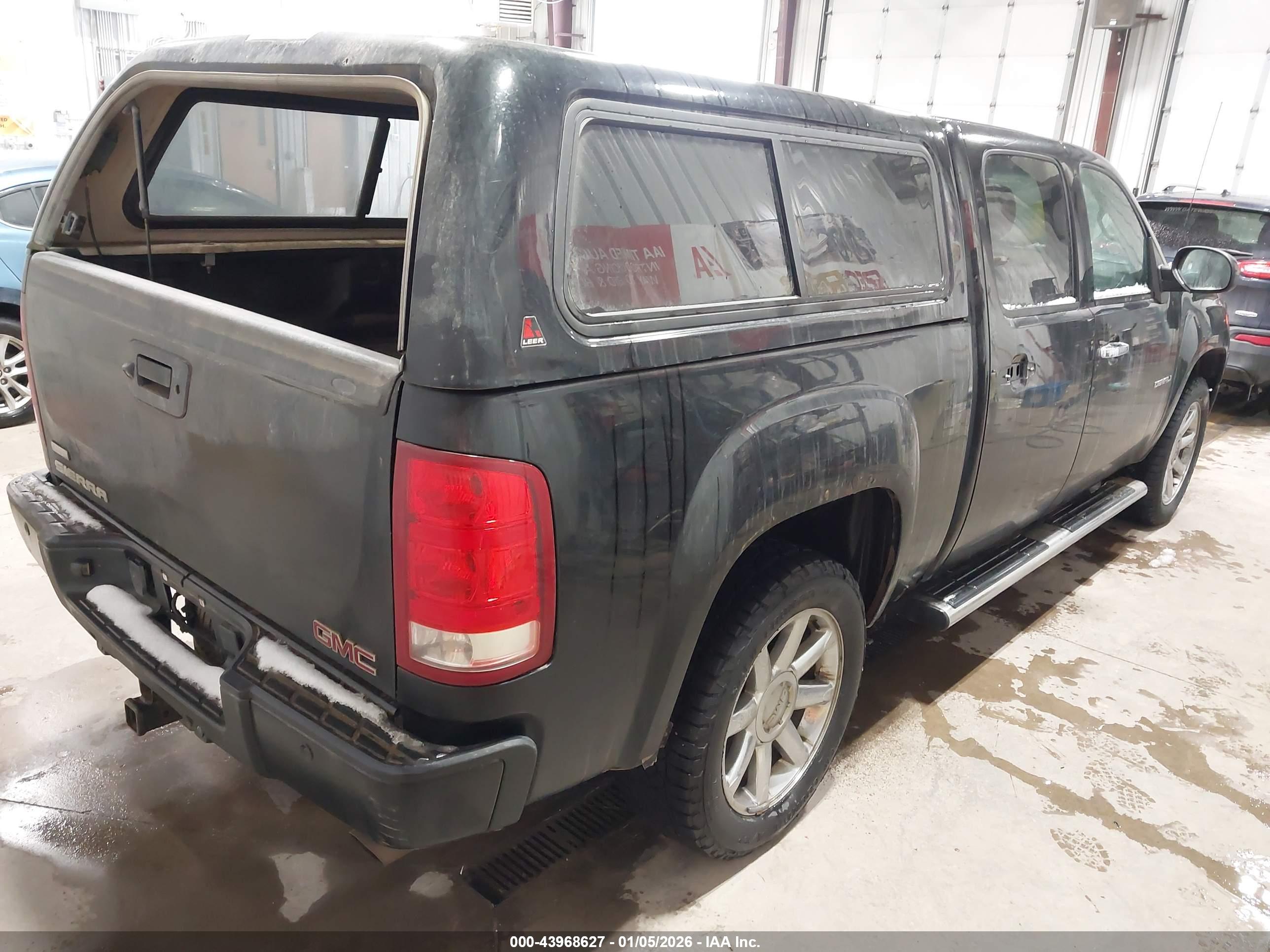 GMC SIERRA image 4