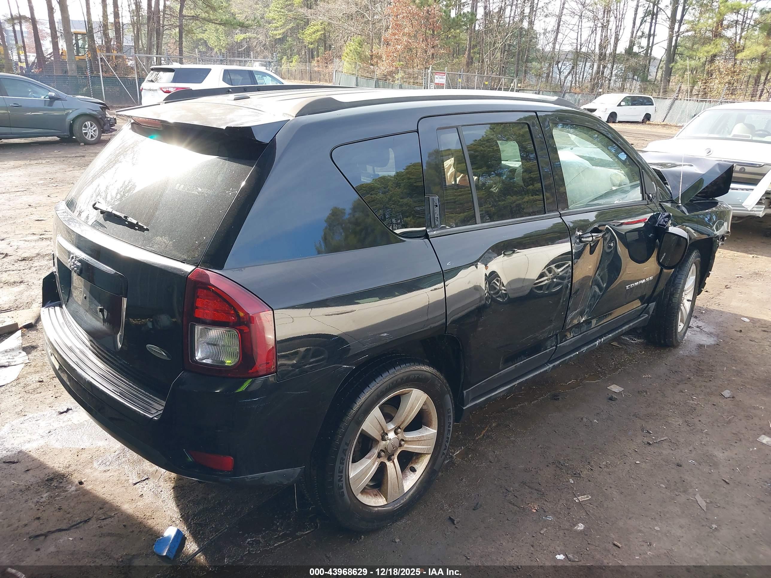 JEEP COMPASS image 4