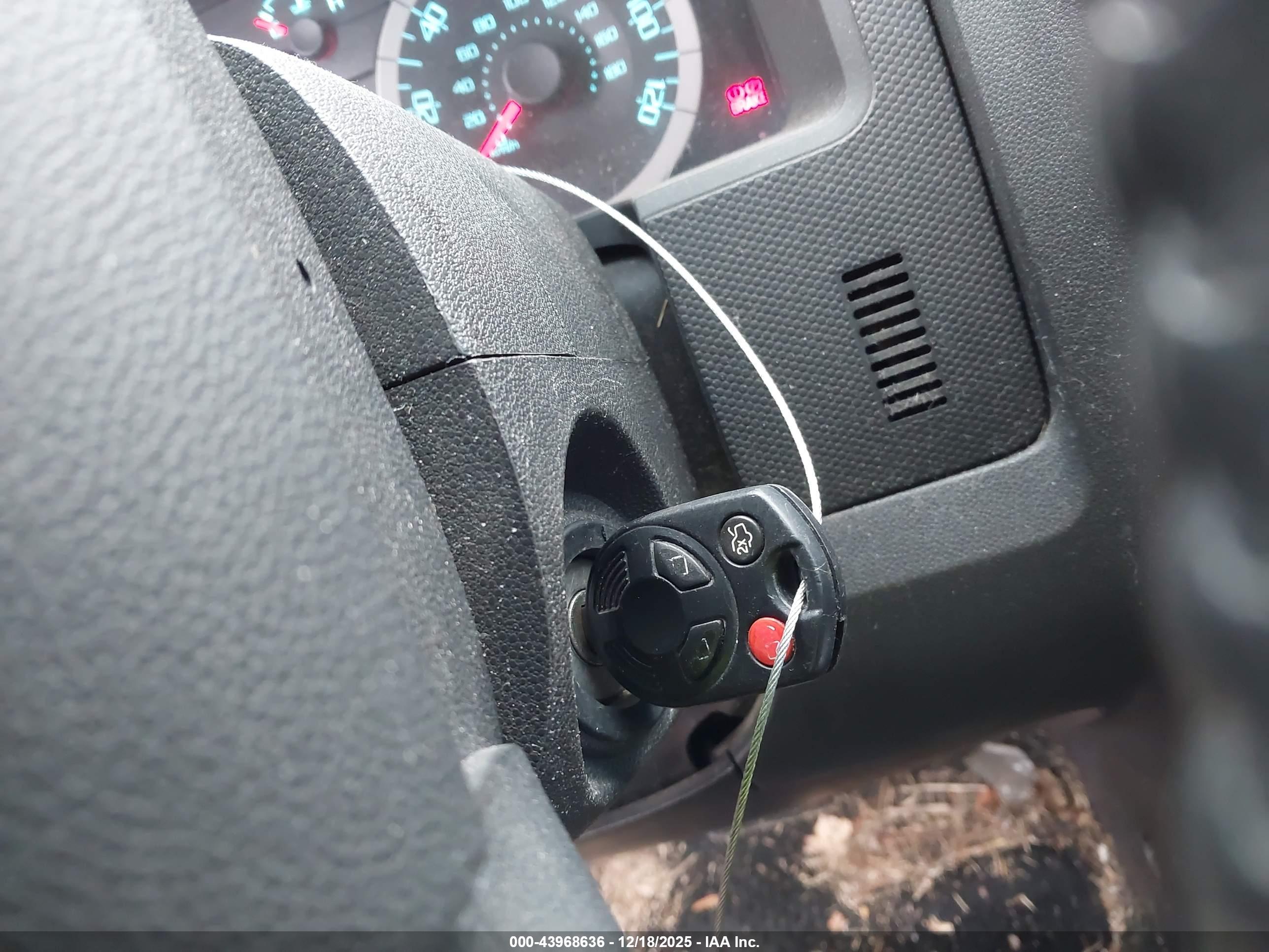 FORD ESCAPE image 11
