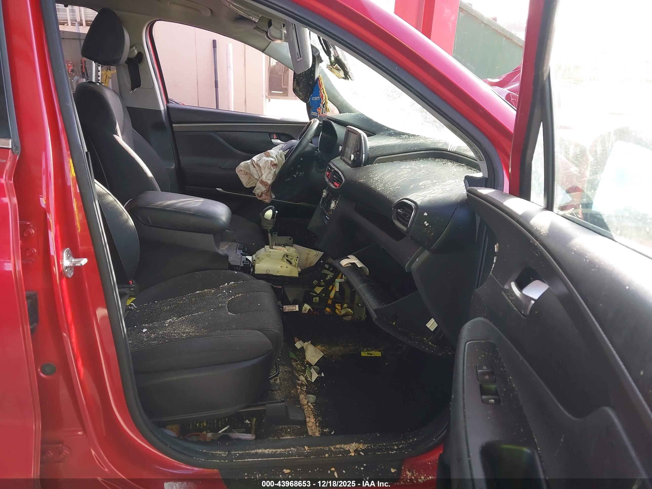 HYUNDAI SANTA image 5