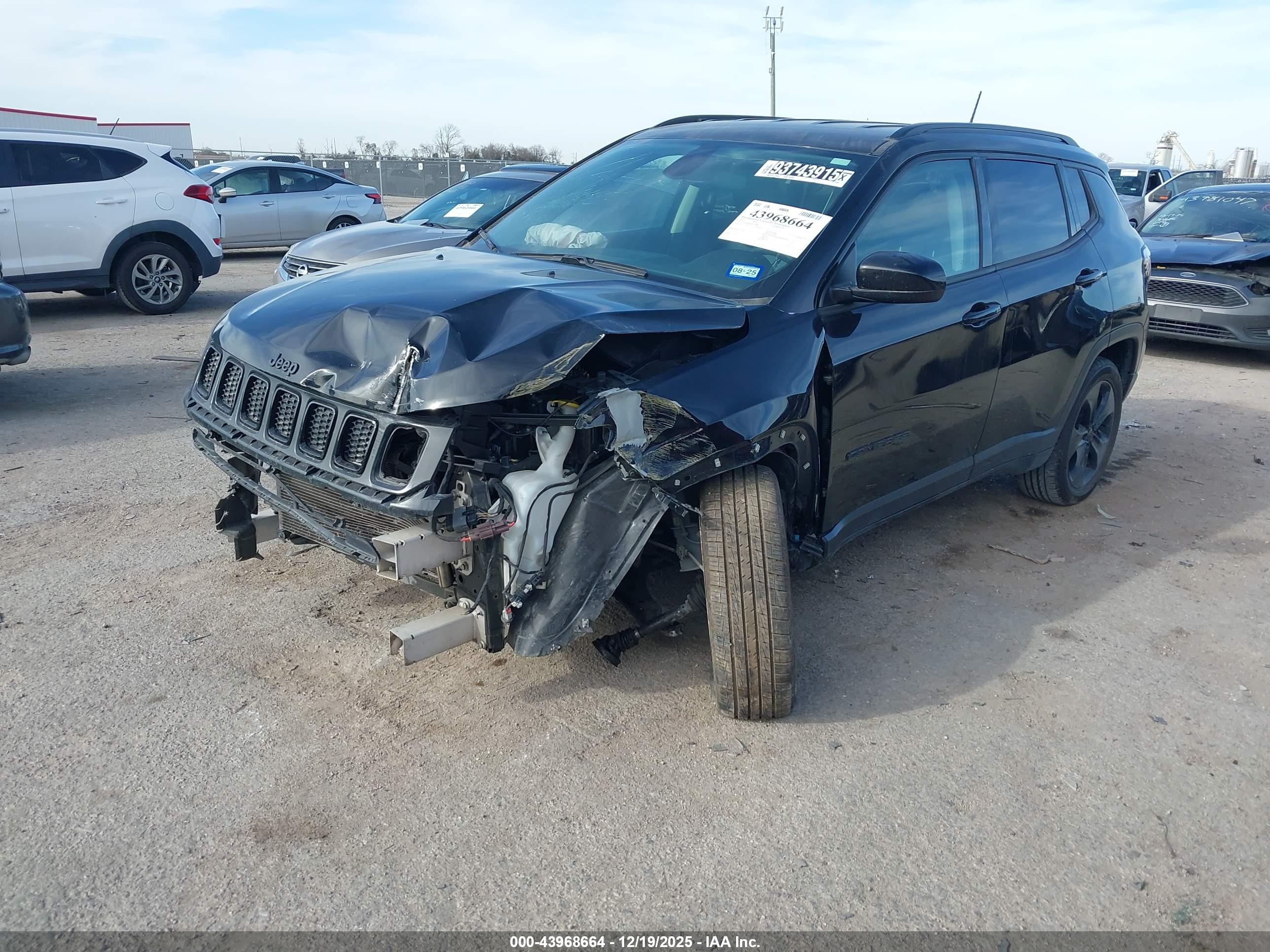 JEEP COMPASS image 2