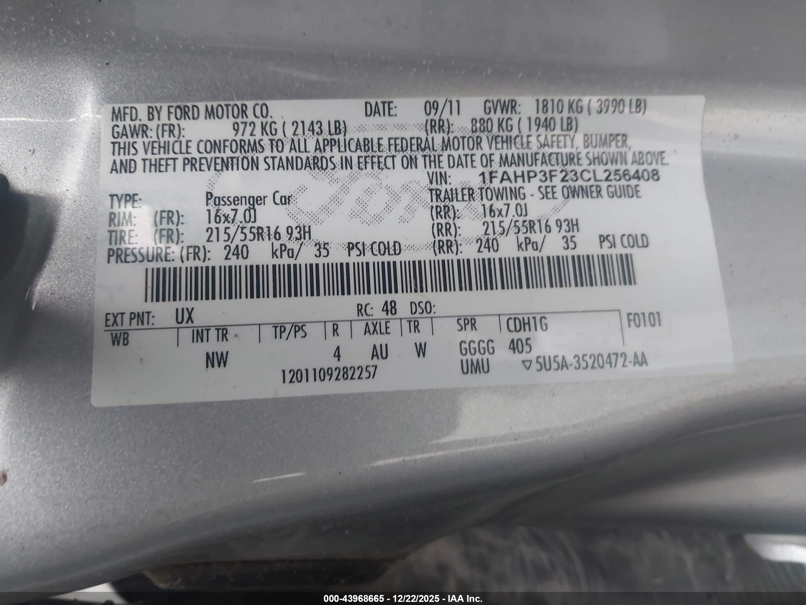 FORD FOCUS image 9