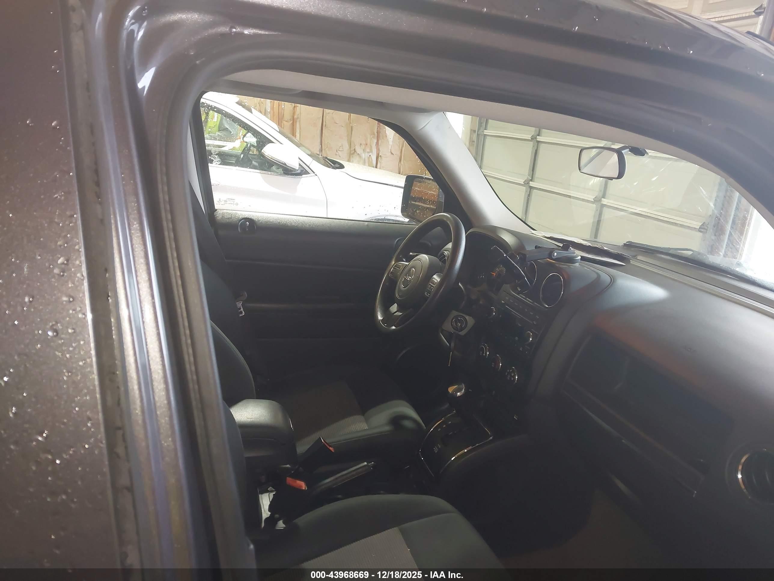 JEEP PATRIOT image 5