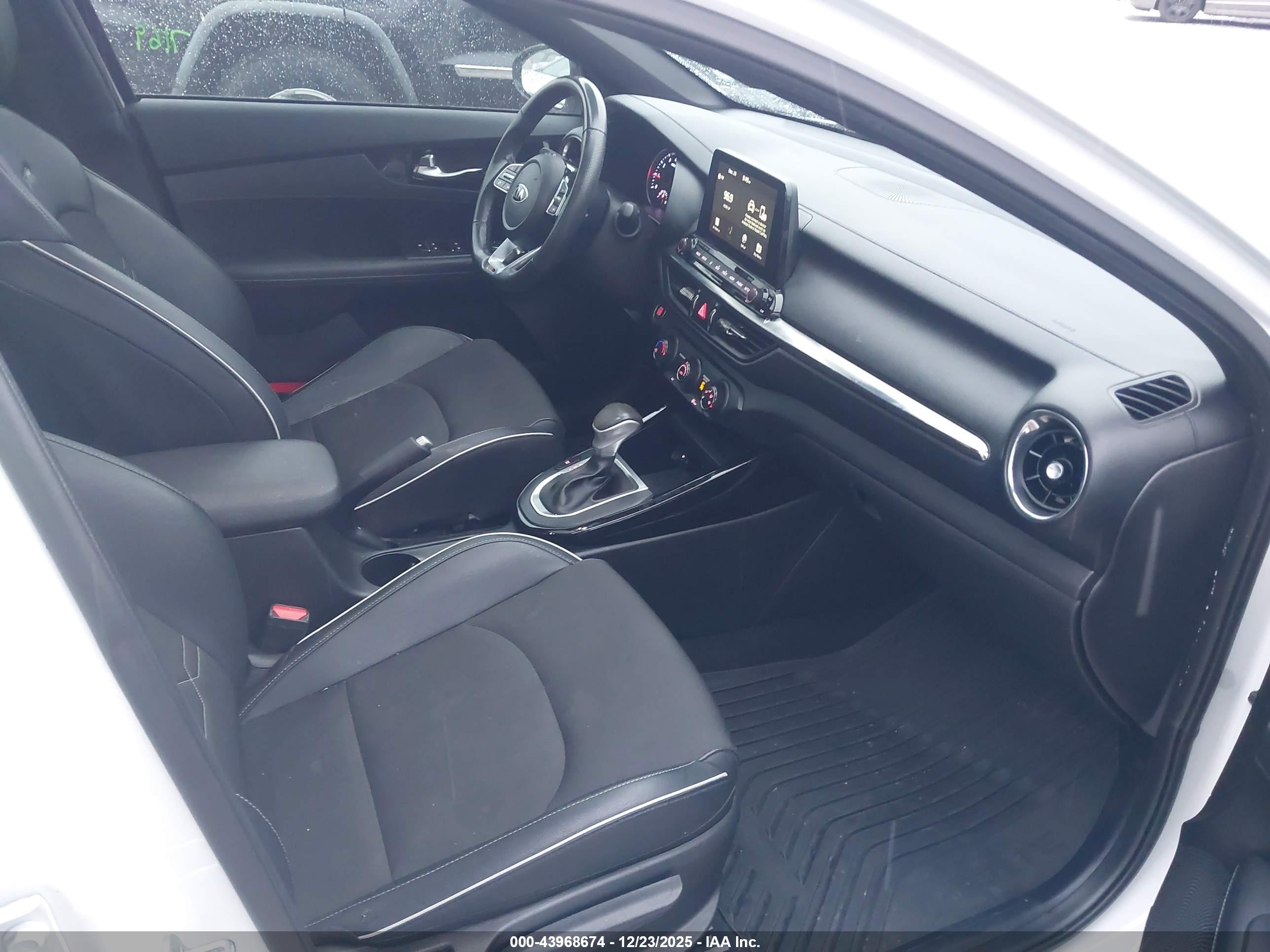 KIA FORTE image 5