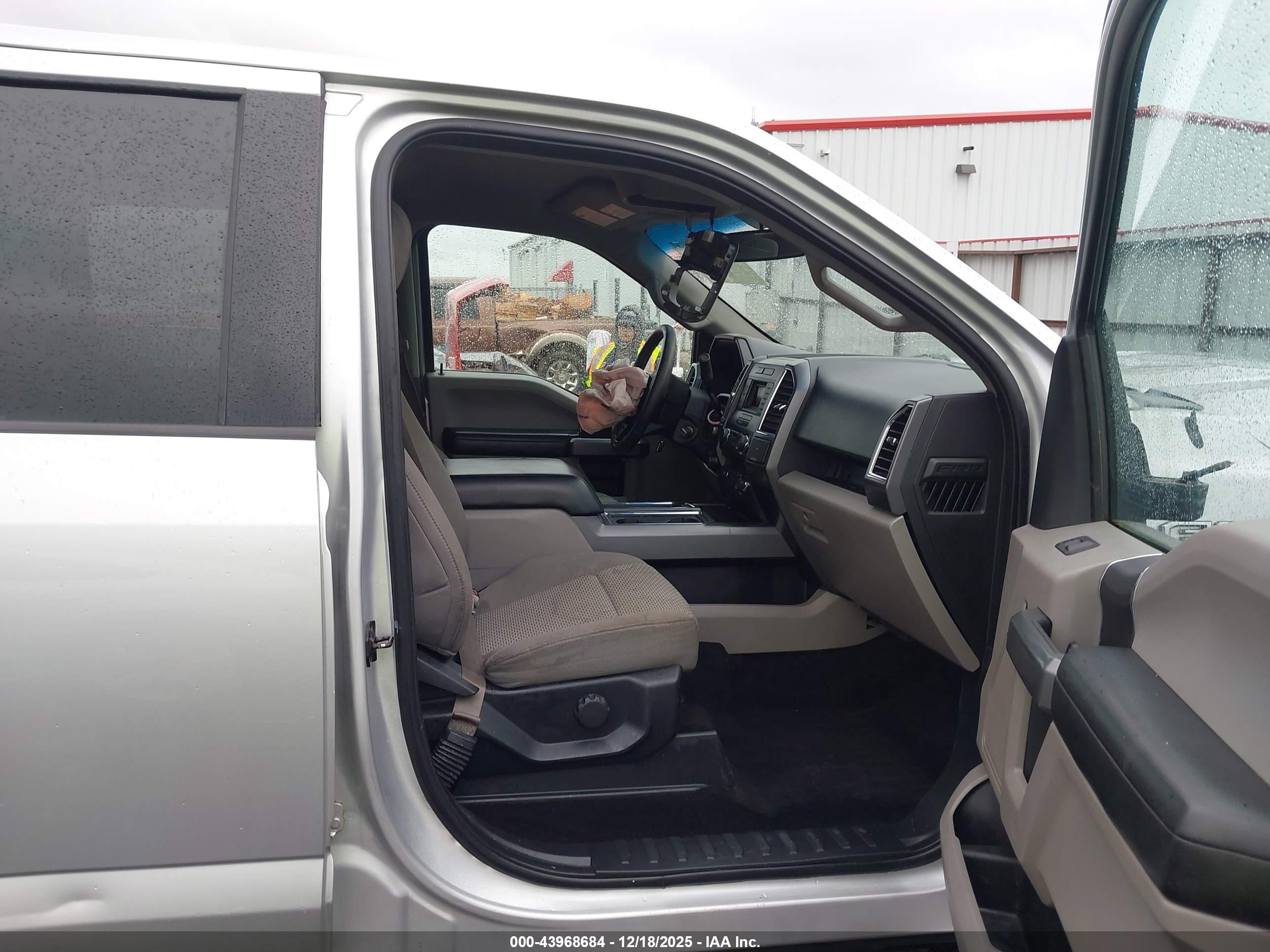 FORD F-150 image 5
