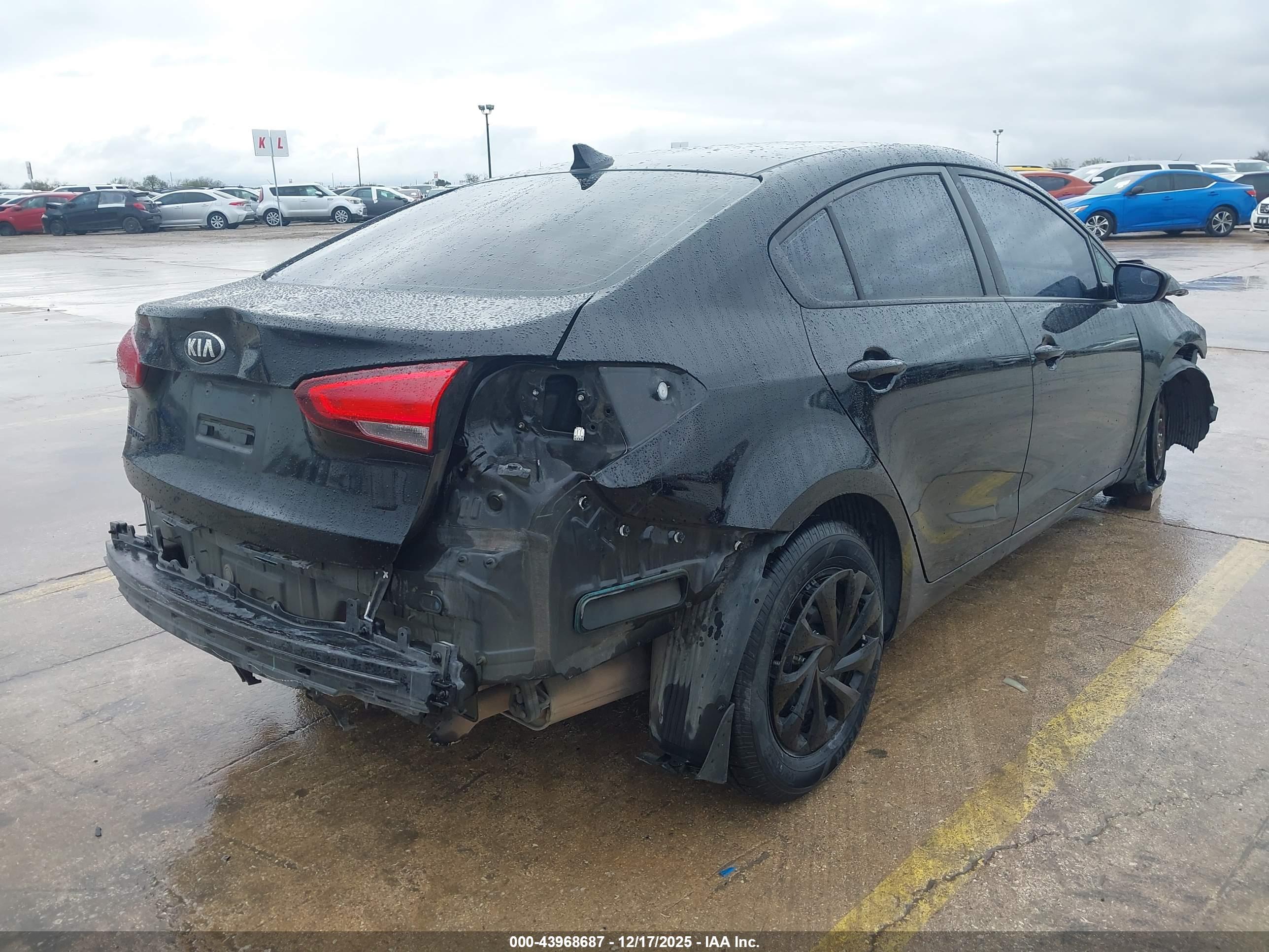 KIA FORTE image 4