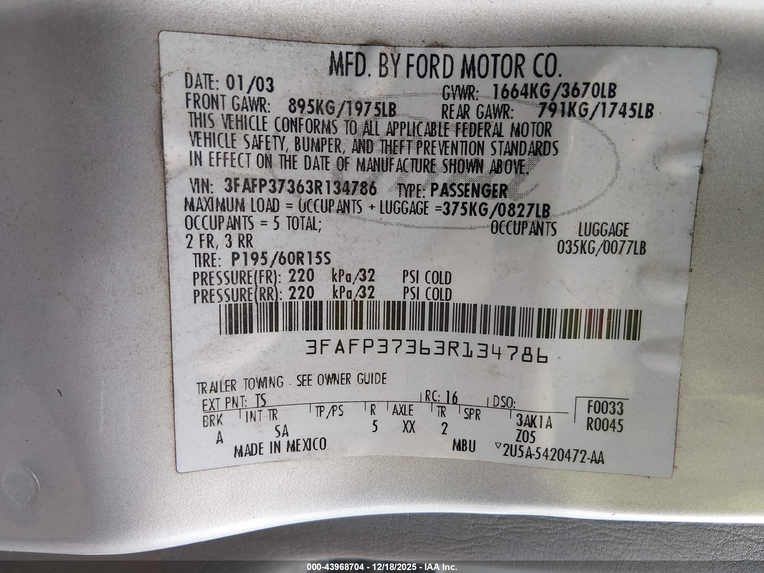 FORD FOCUS image 9