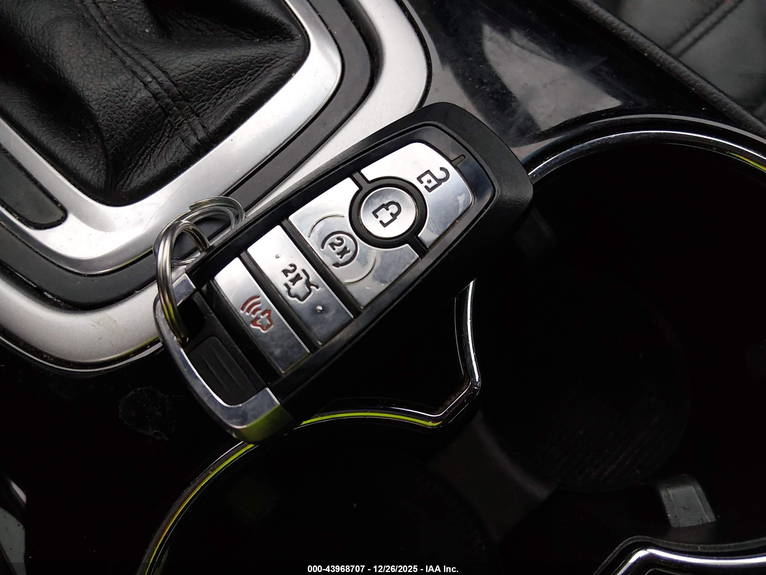 FORD EDGE image 11