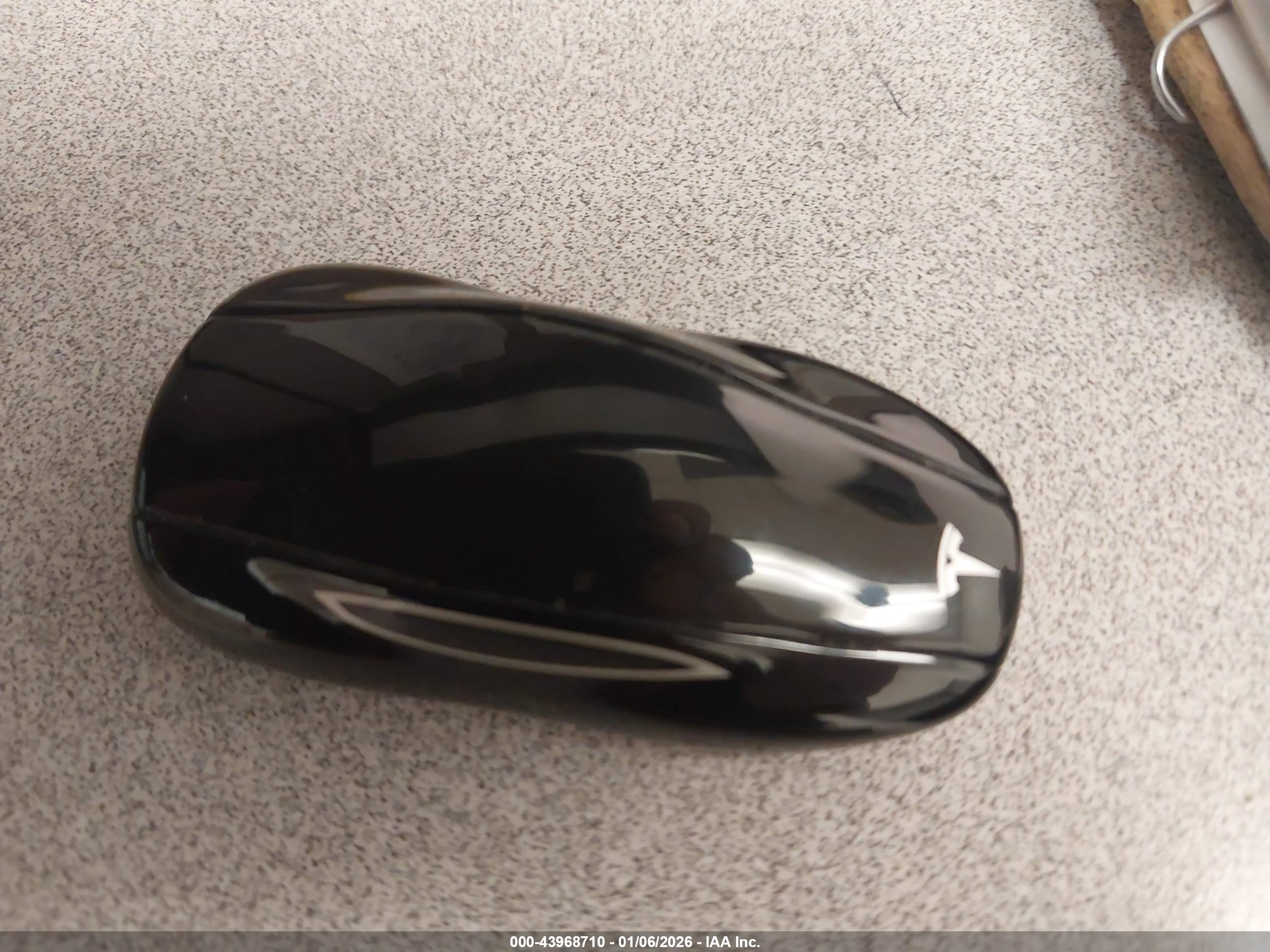 TESLA MODEL image 11