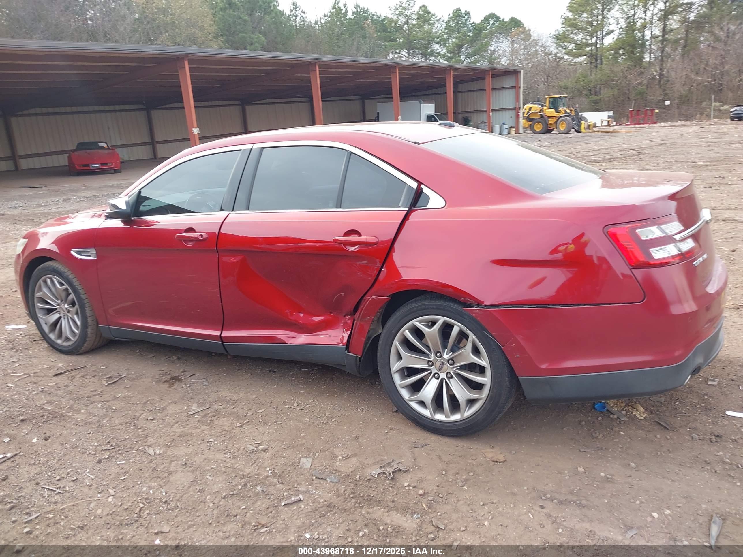 FORD TAURUS image 6