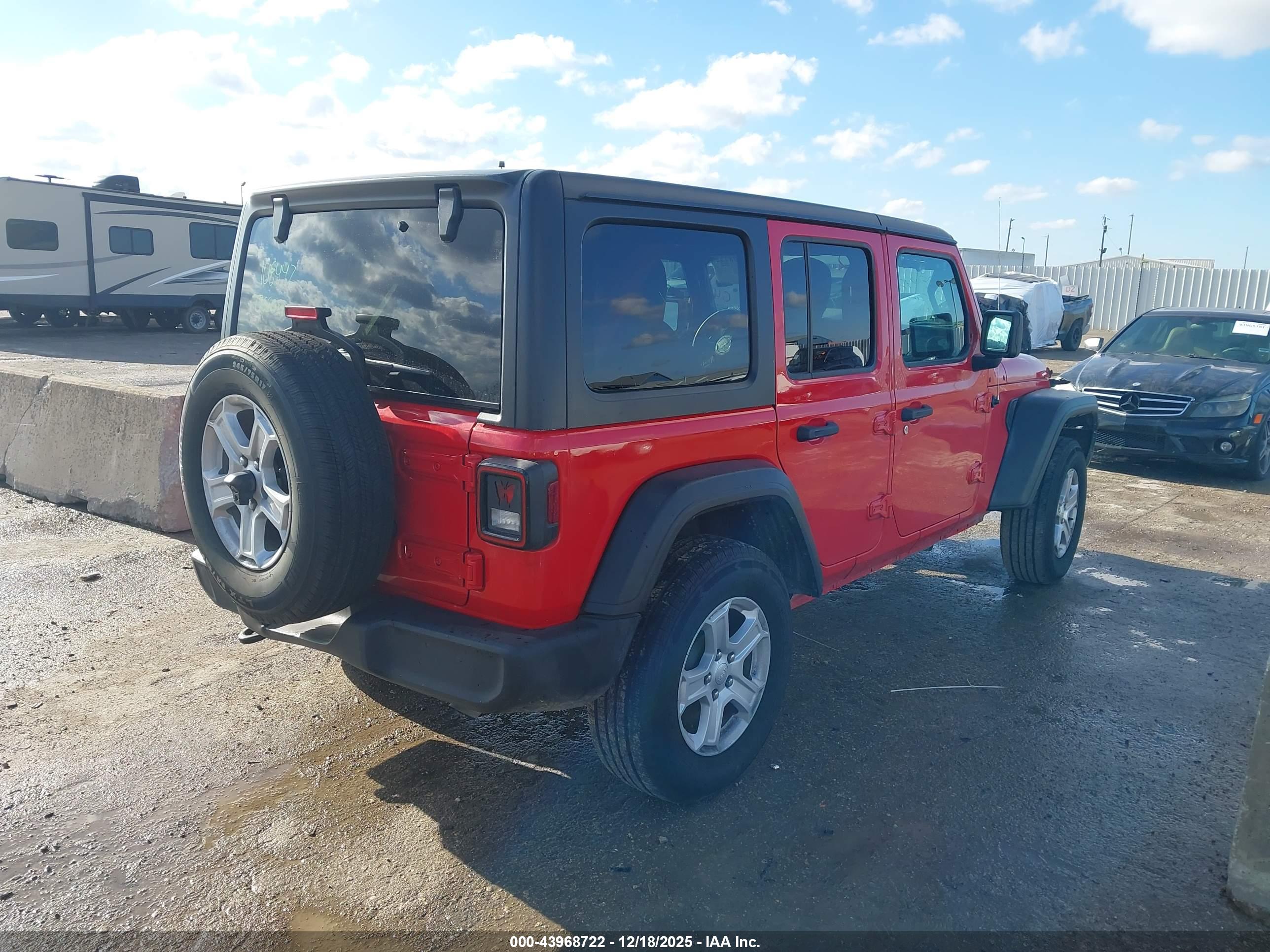 JEEP WRANGLER image 4