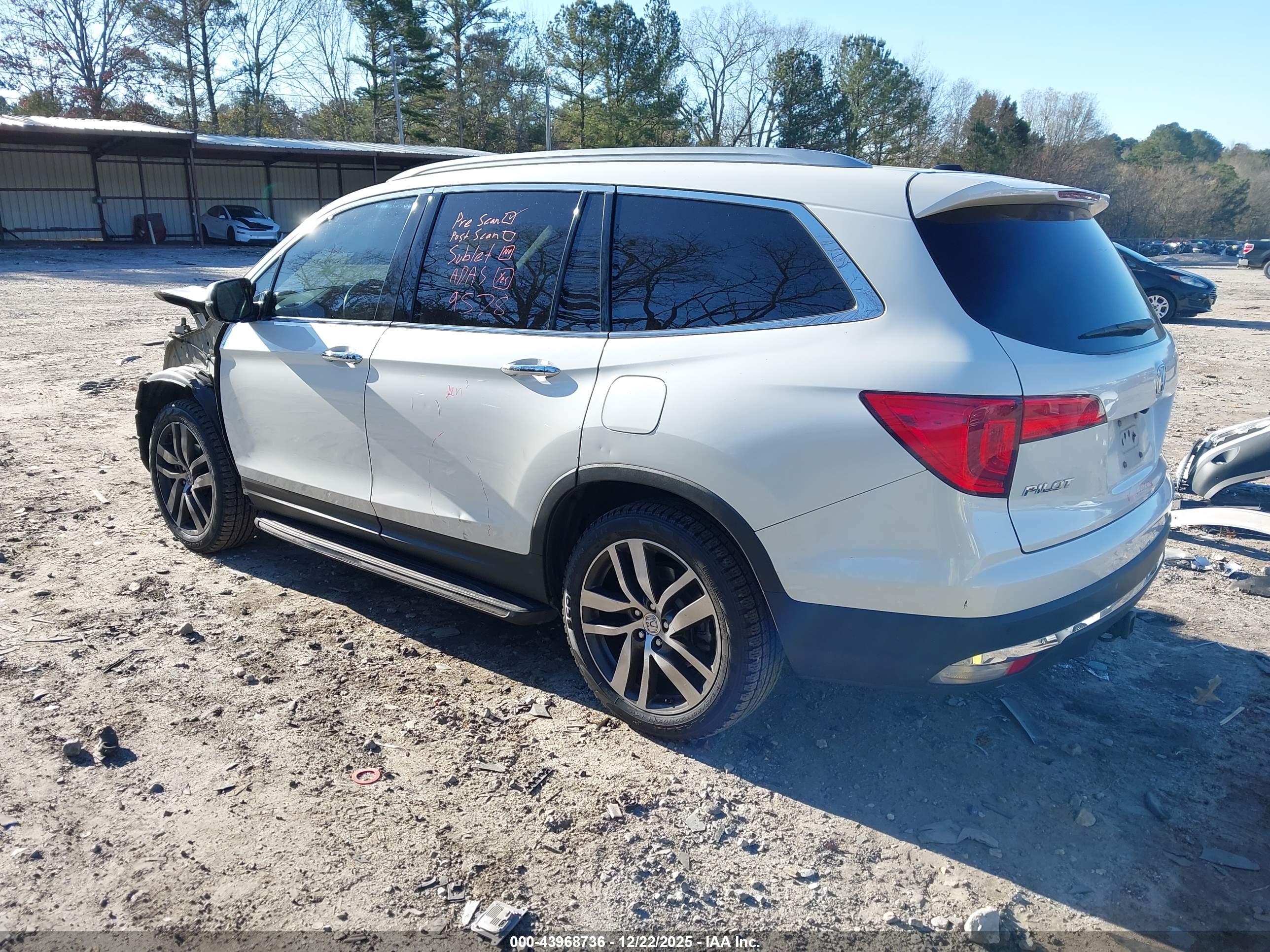 HONDA PILOT image 3