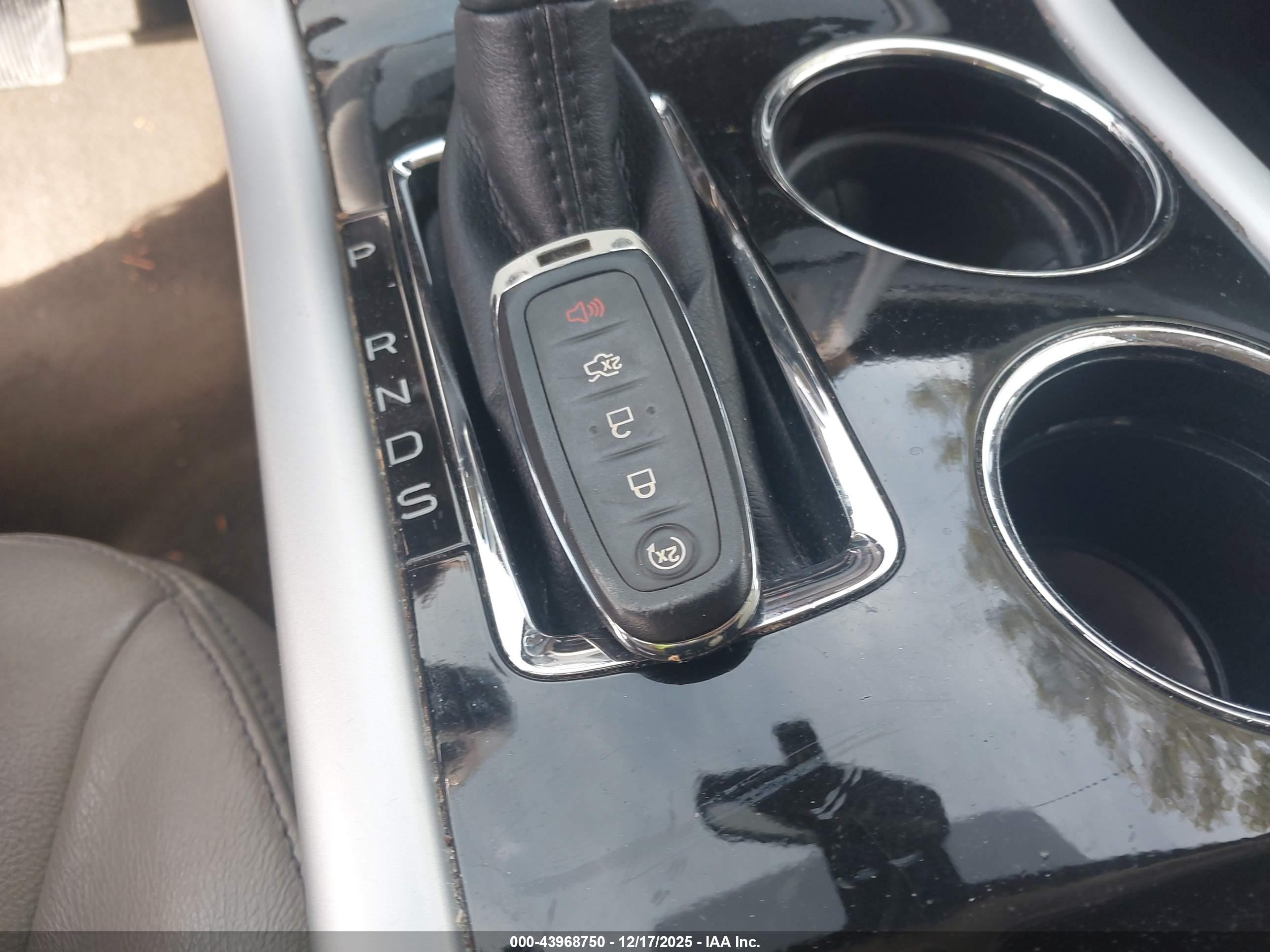 FORD EDGE image 11