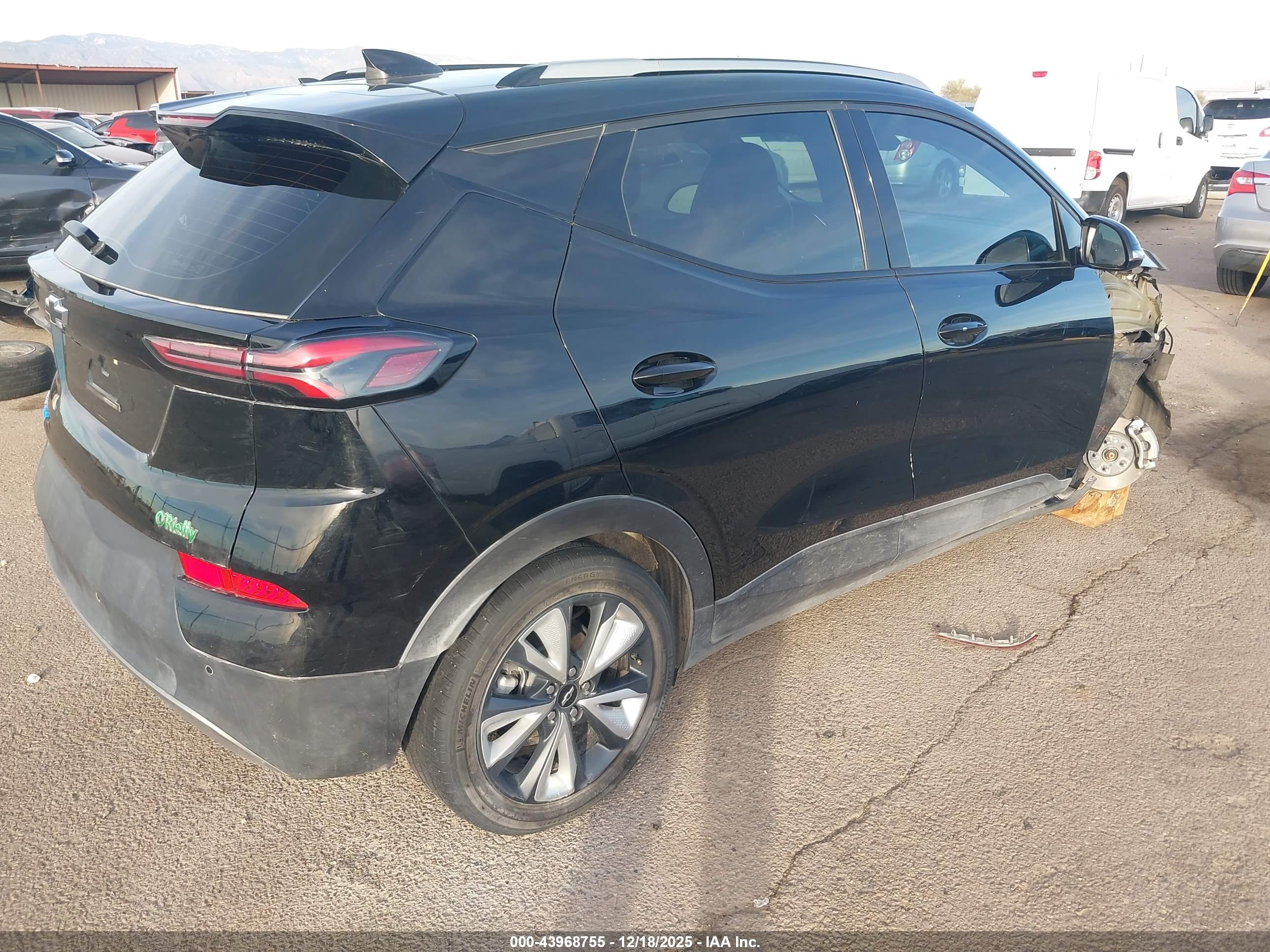 CHEVROLET BOLT image 4