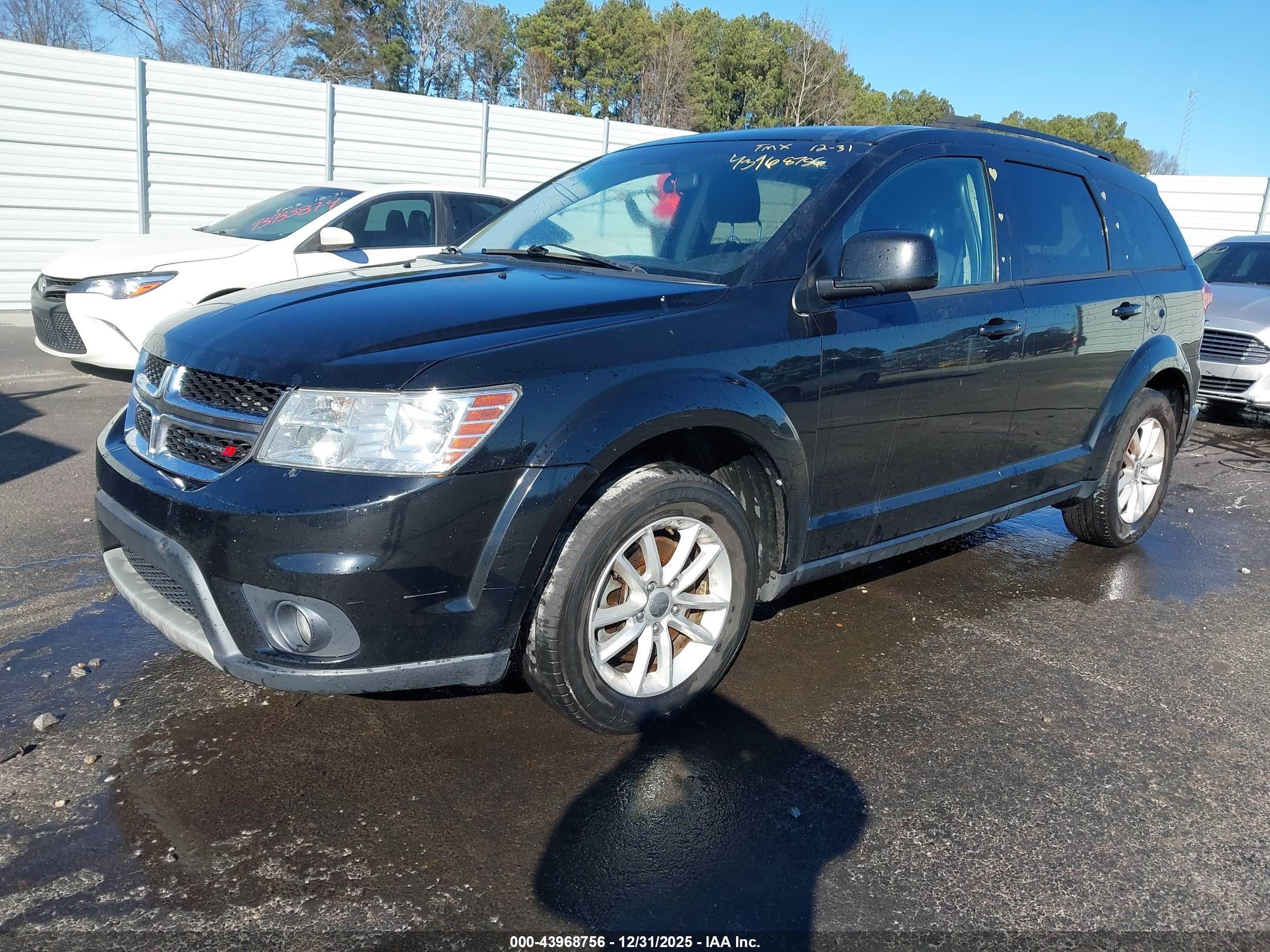 DODGE JOURNEY image 2