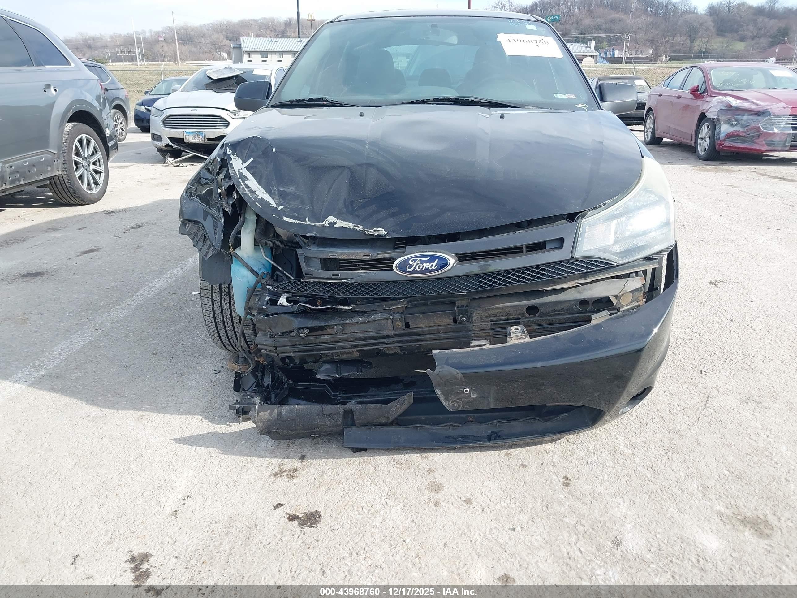 FORD FOCUS image 6