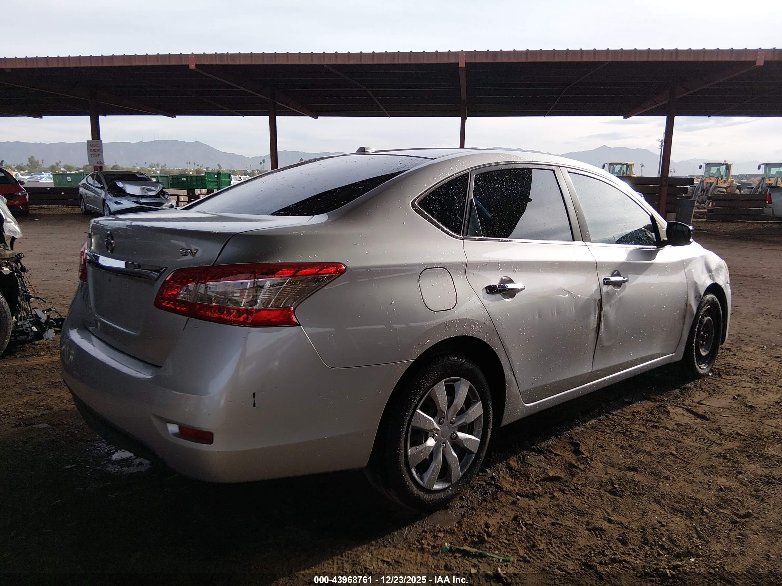 NISSAN SENTRA image 4