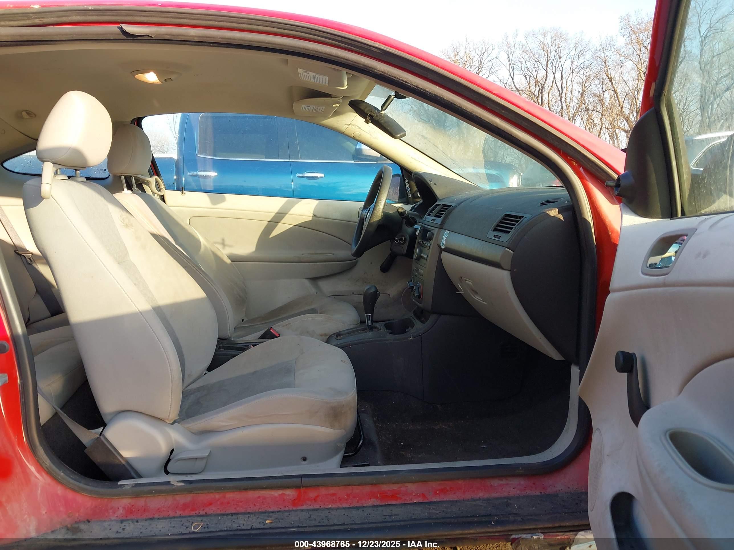 CHEVROLET COBALT image 5