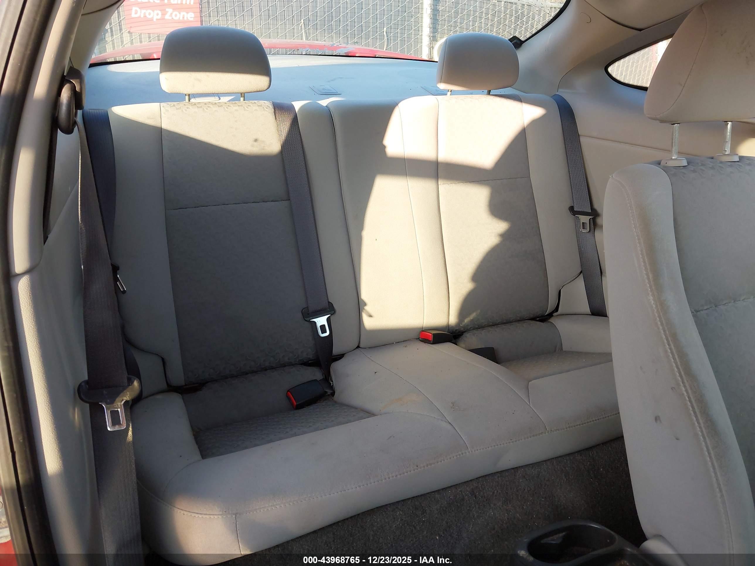 CHEVROLET COBALT image 8