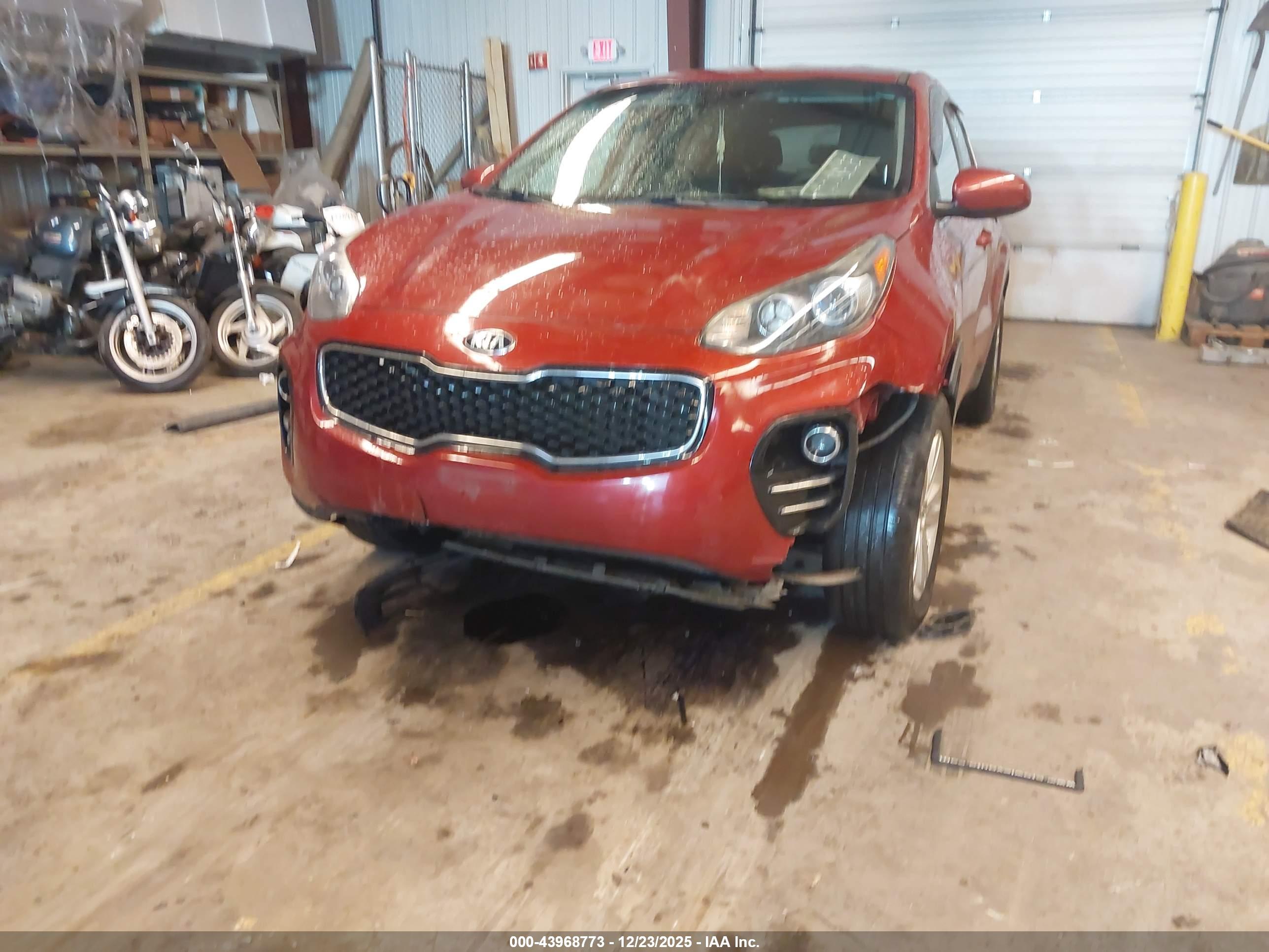 KIA SPORTAGE image 6