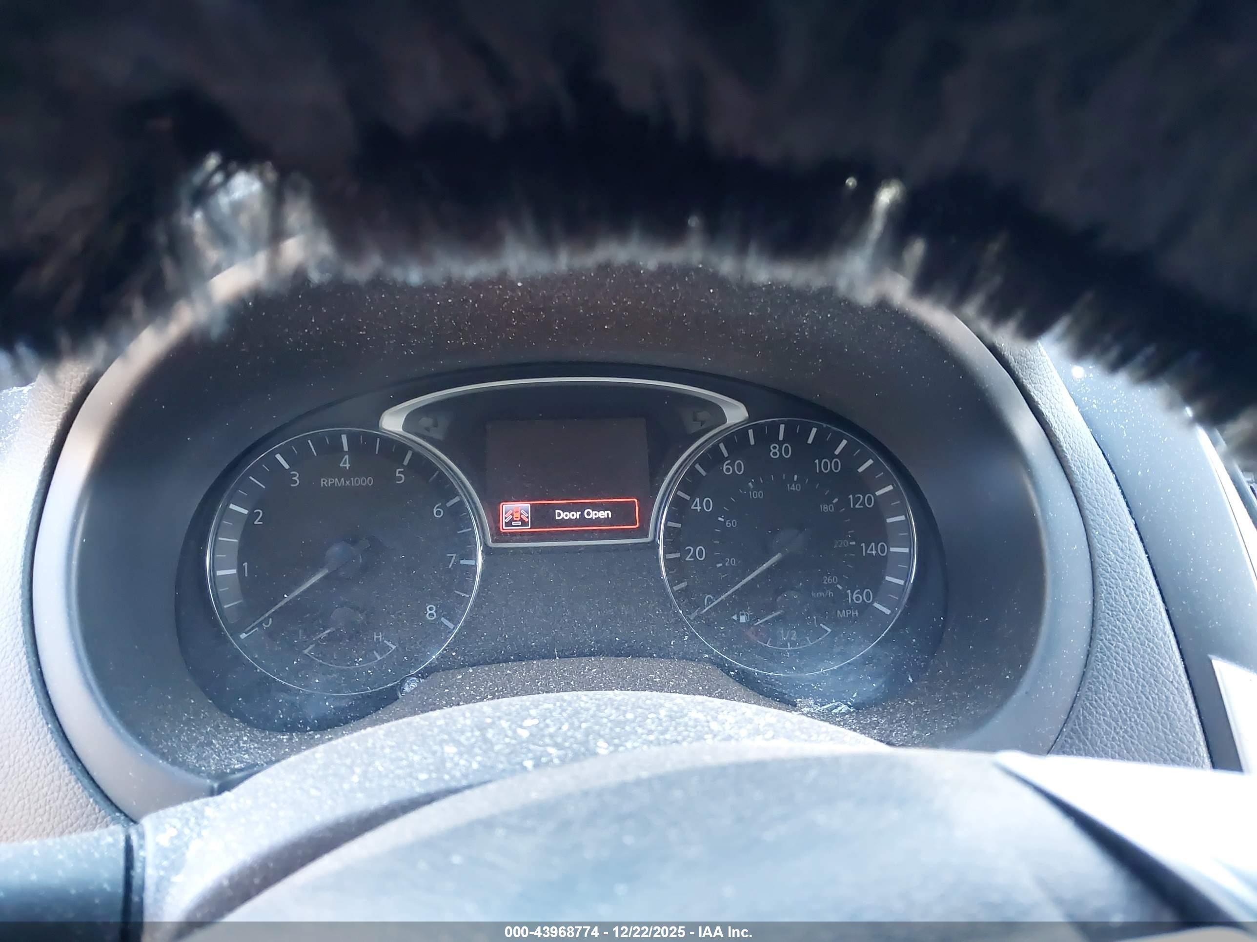 NISSAN ALTIMA image 7