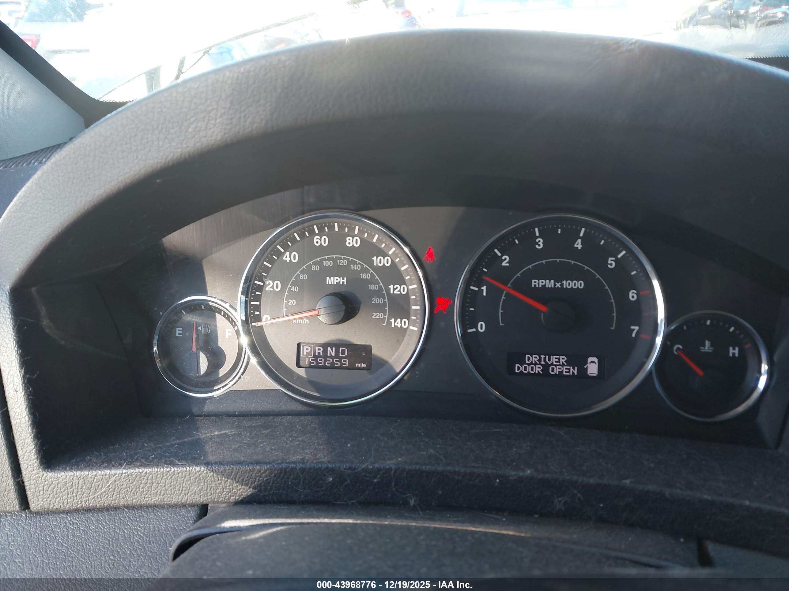 JEEP GRAND image 7