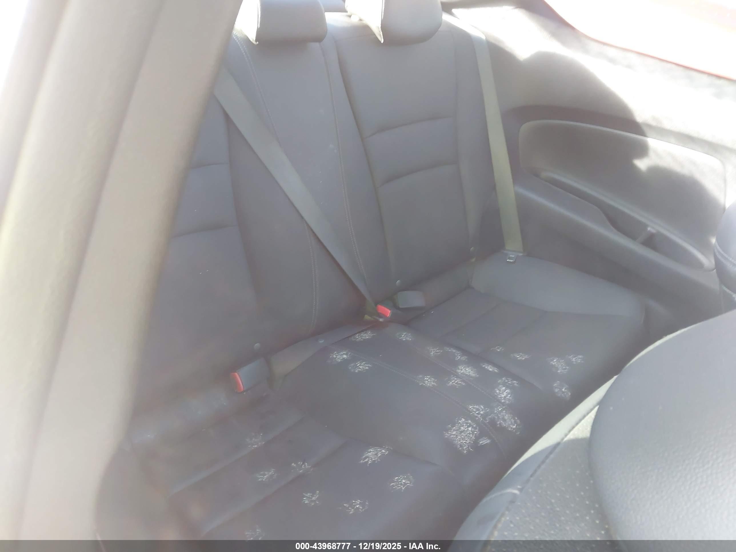 HONDA ACCORD image 8