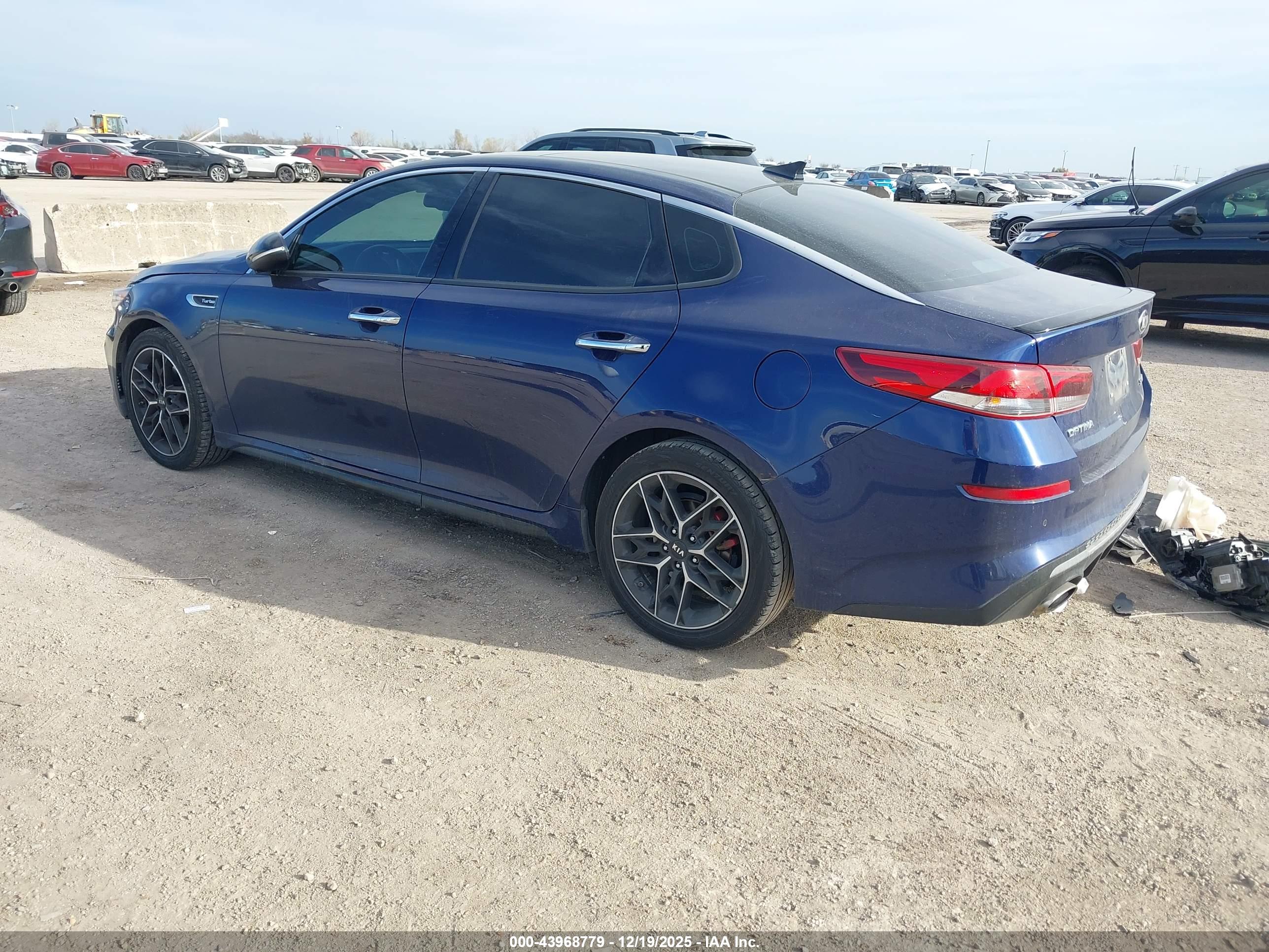 KIA OPTIMA image 3