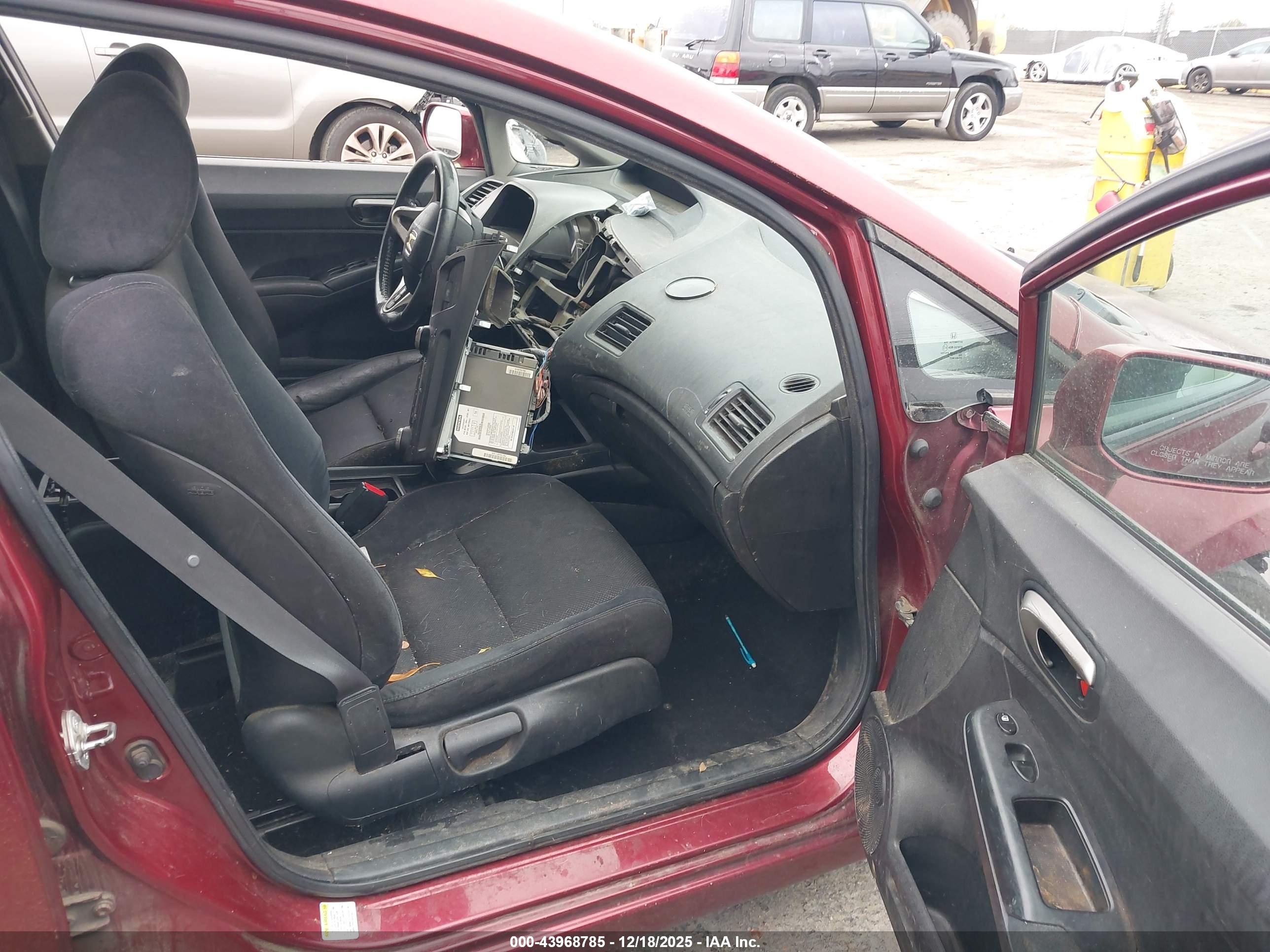 HONDA CIVIC image 5