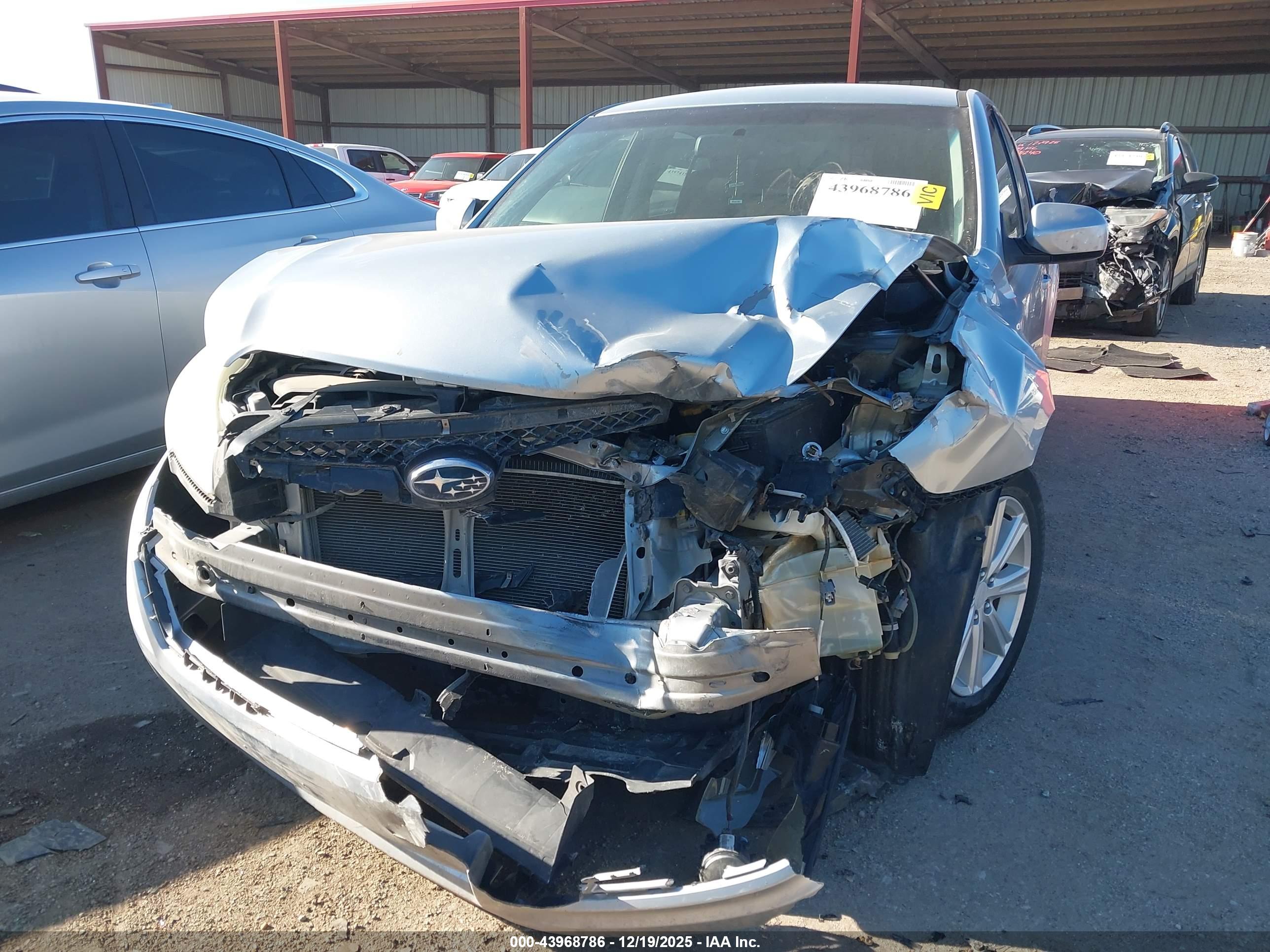 SUBARU LEGACY image 6