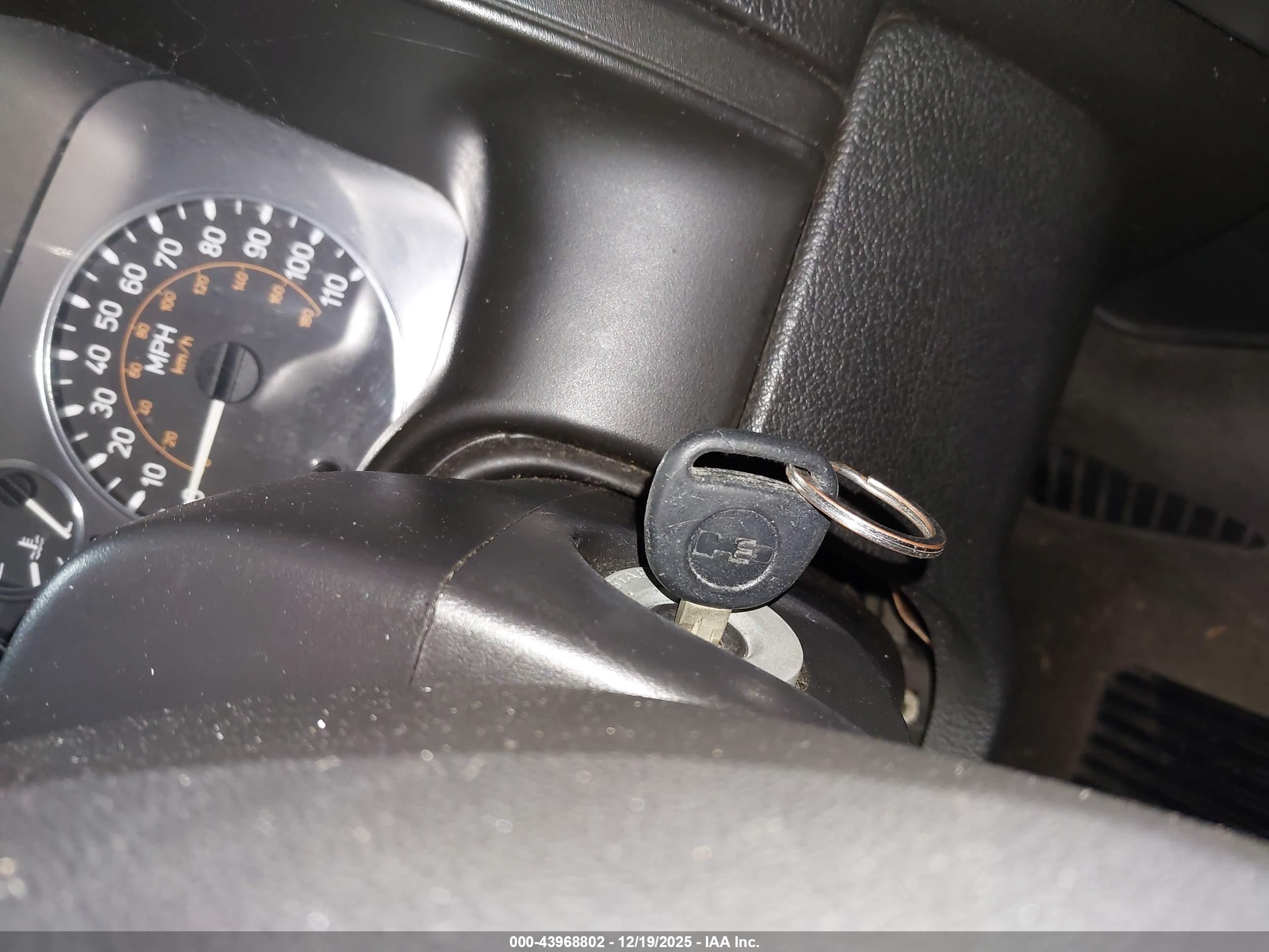 HUMMER H3 image 11