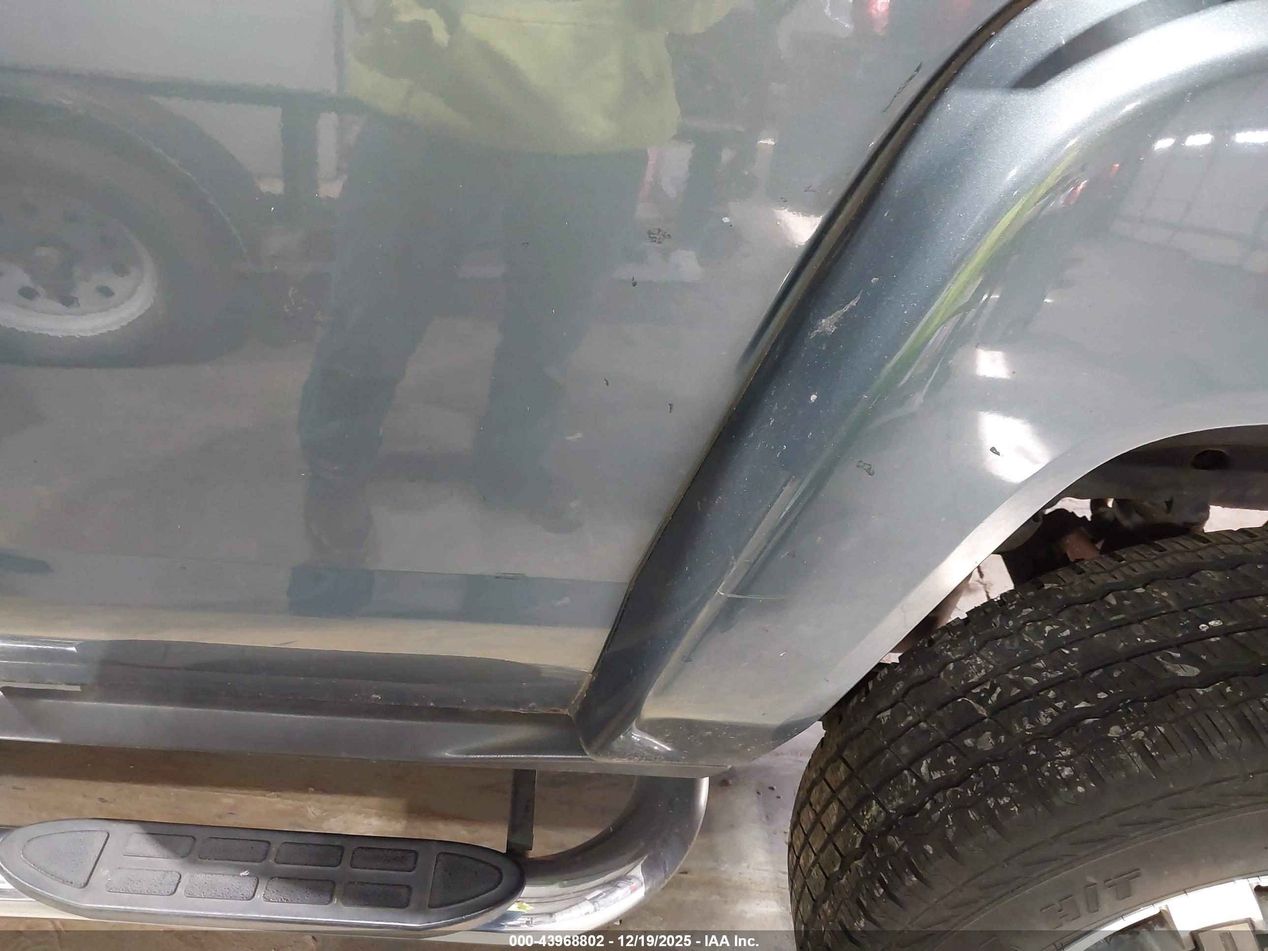 HUMMER H3 image 6