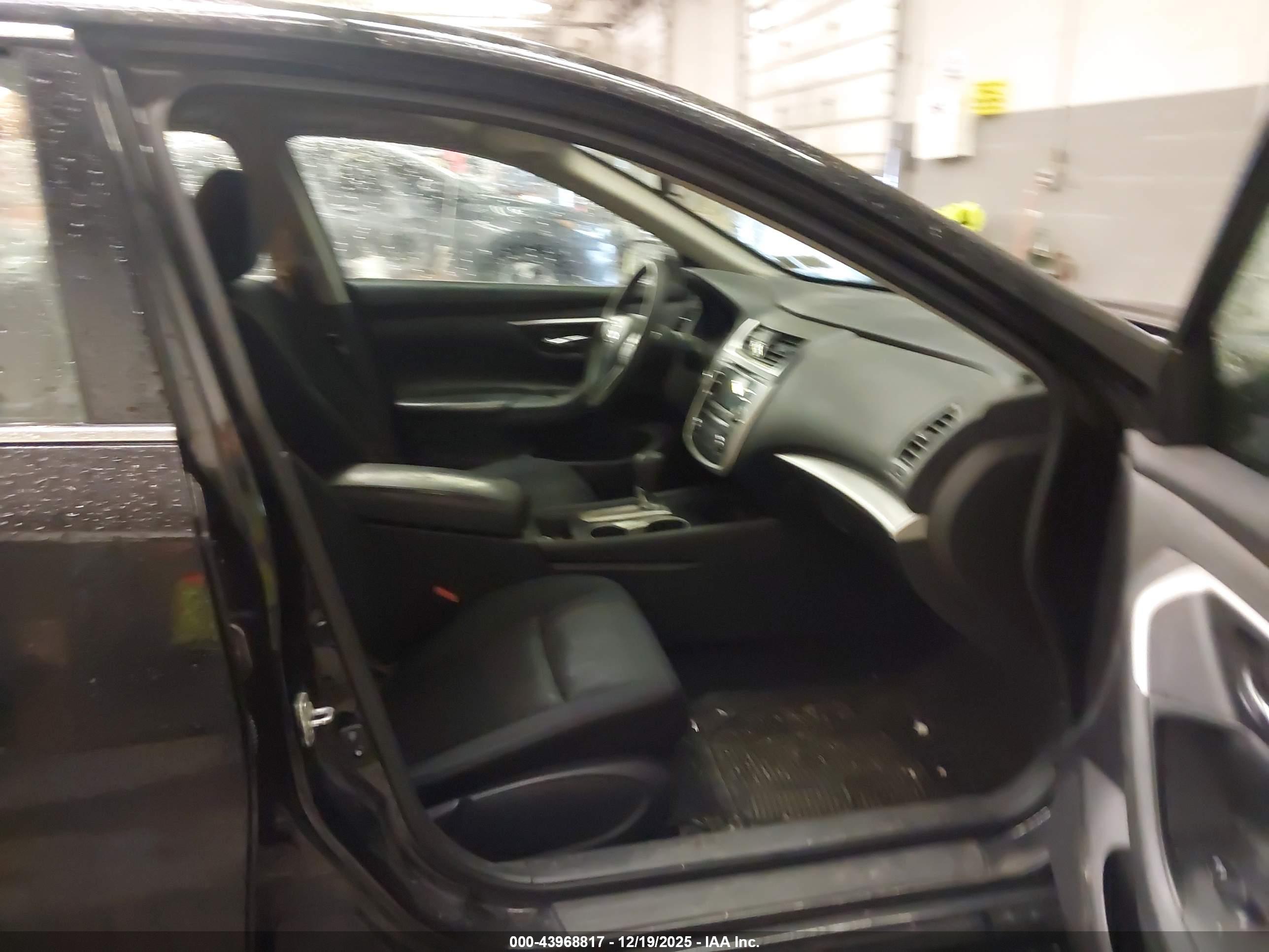 NISSAN ALTIMA image 5