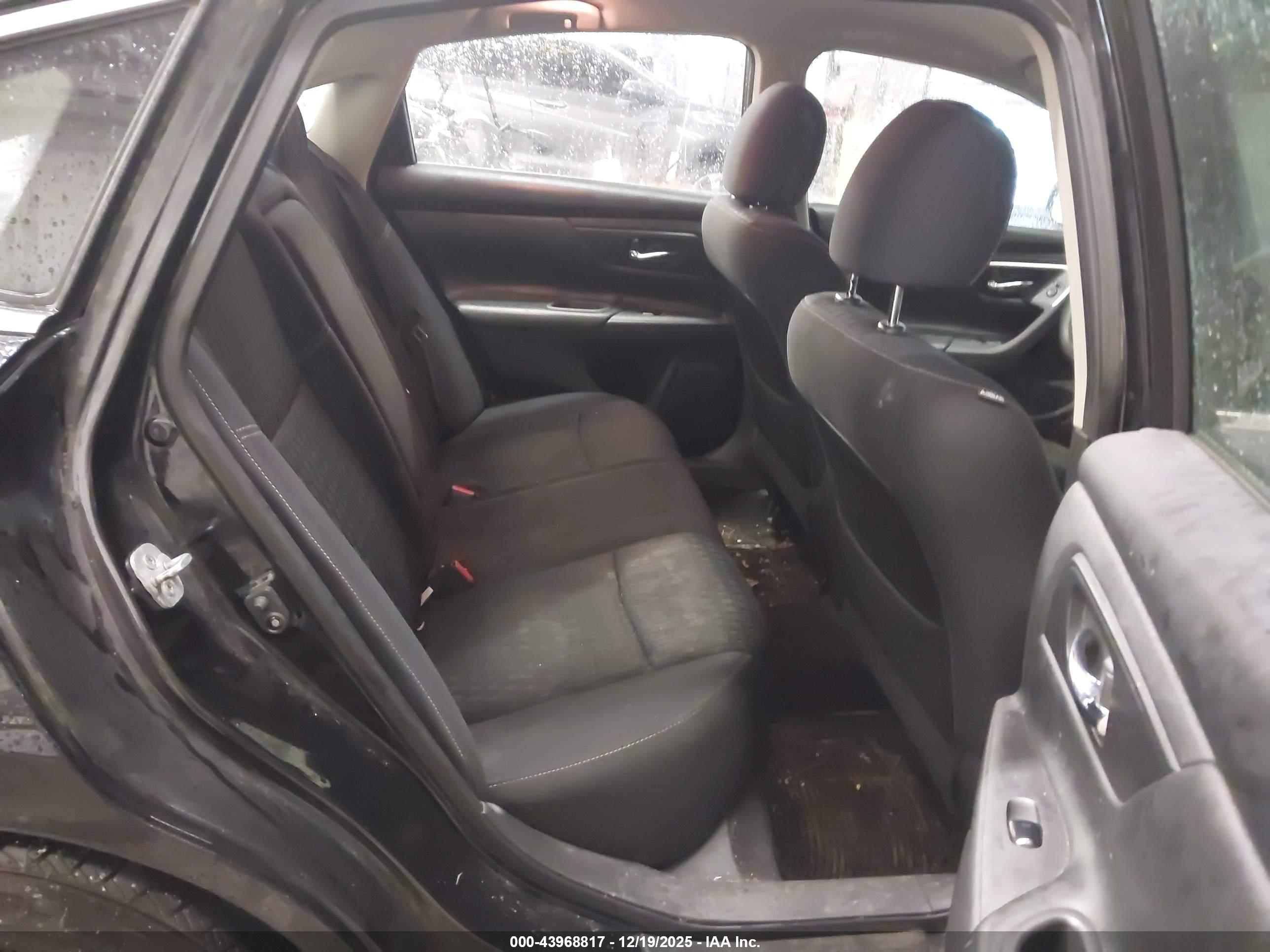 NISSAN ALTIMA image 8