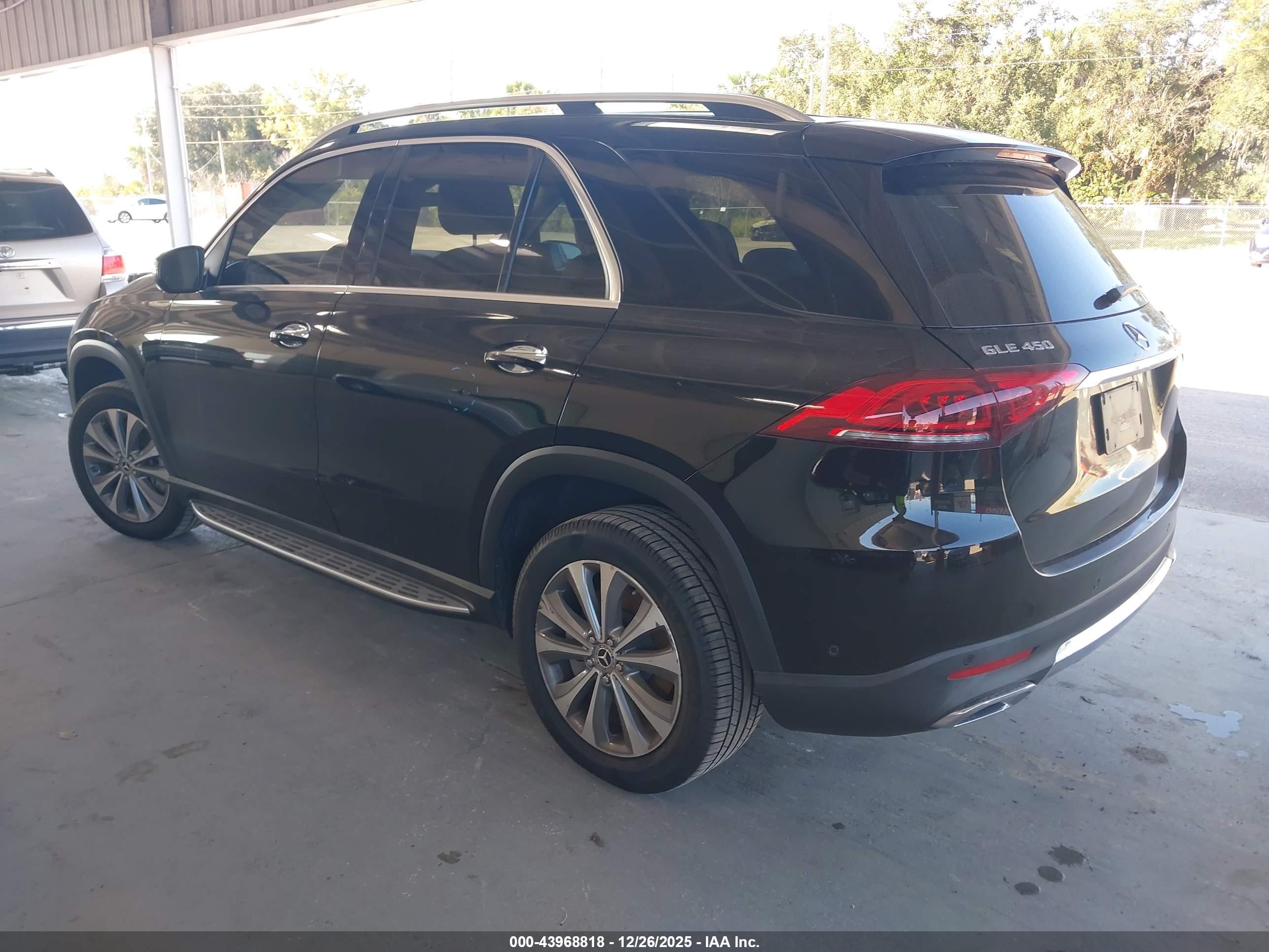MERCEDES-BENZ GLE image 3