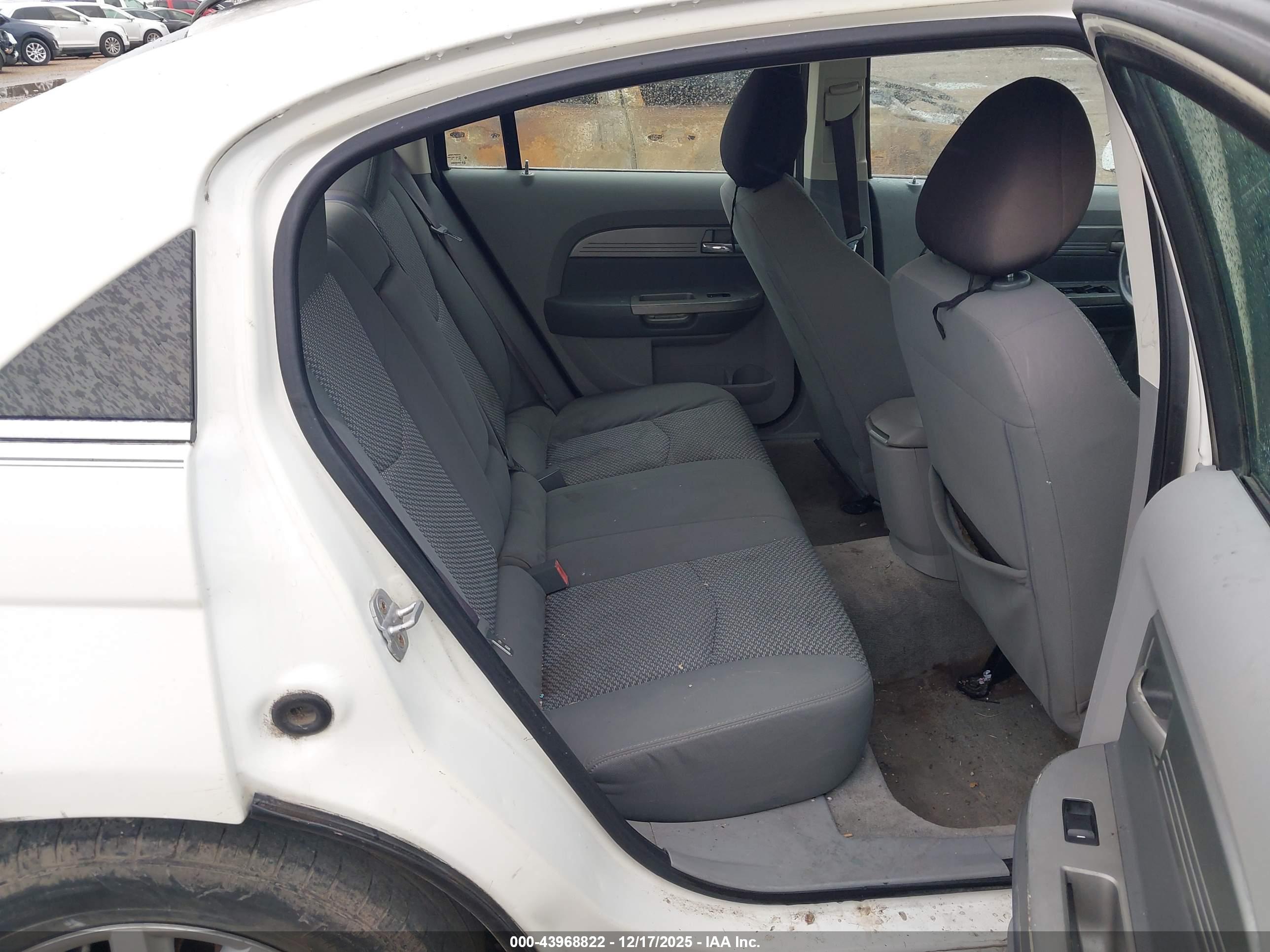 CHRYSLER SEBRING image 8